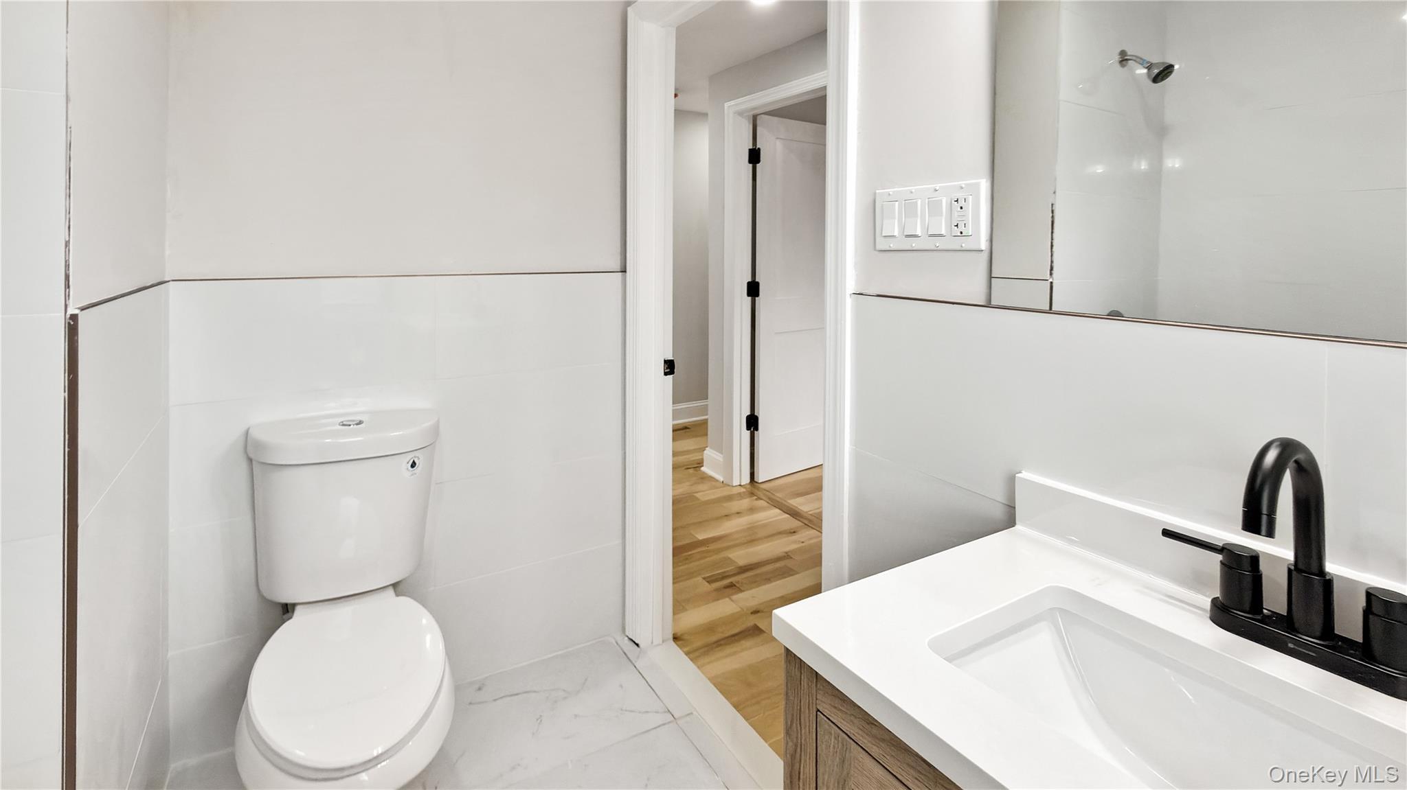 Single Family Montgomery Nassau County, NY 11580, MLS-936615-31