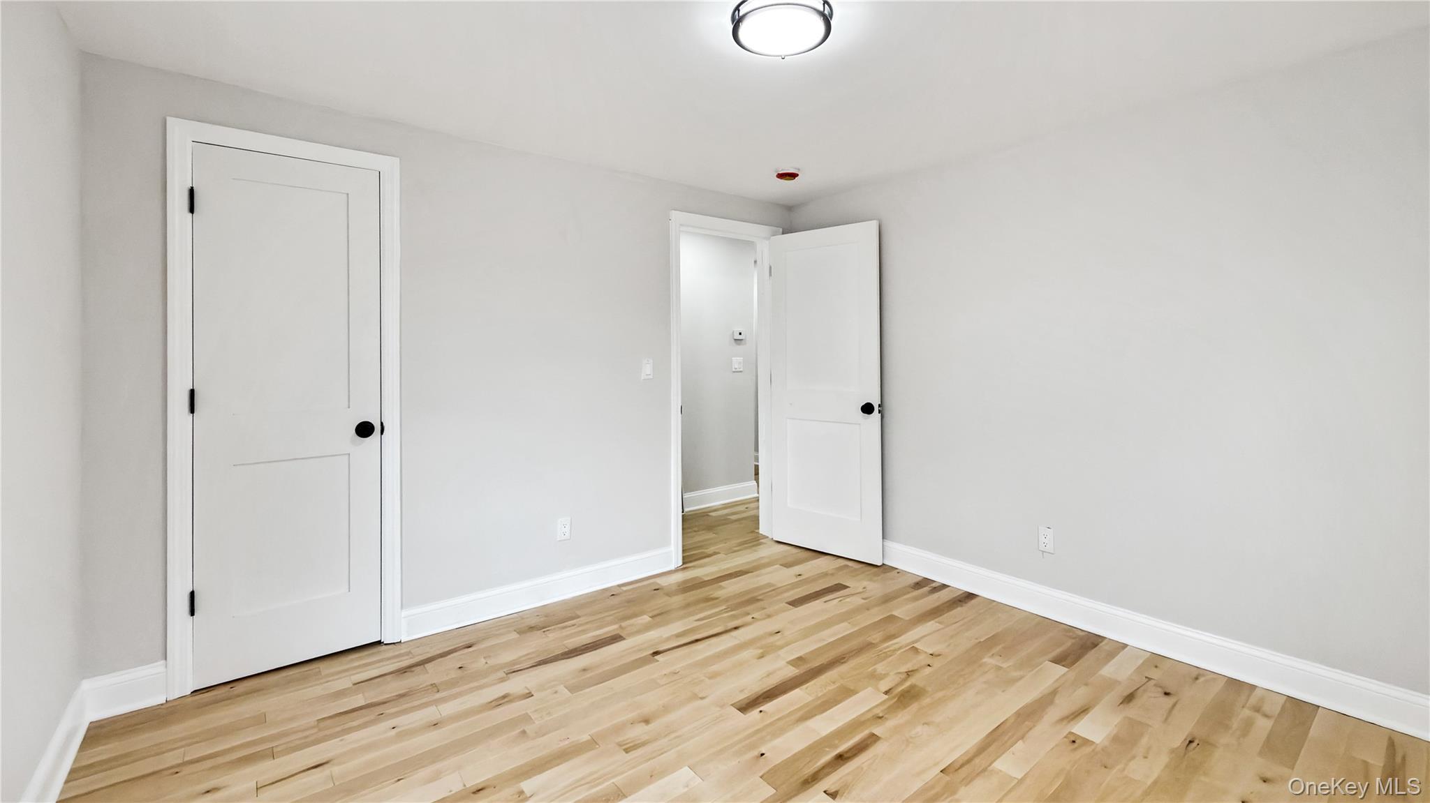 Single Family Montgomery Nassau County, NY 11580, MLS-936615-35