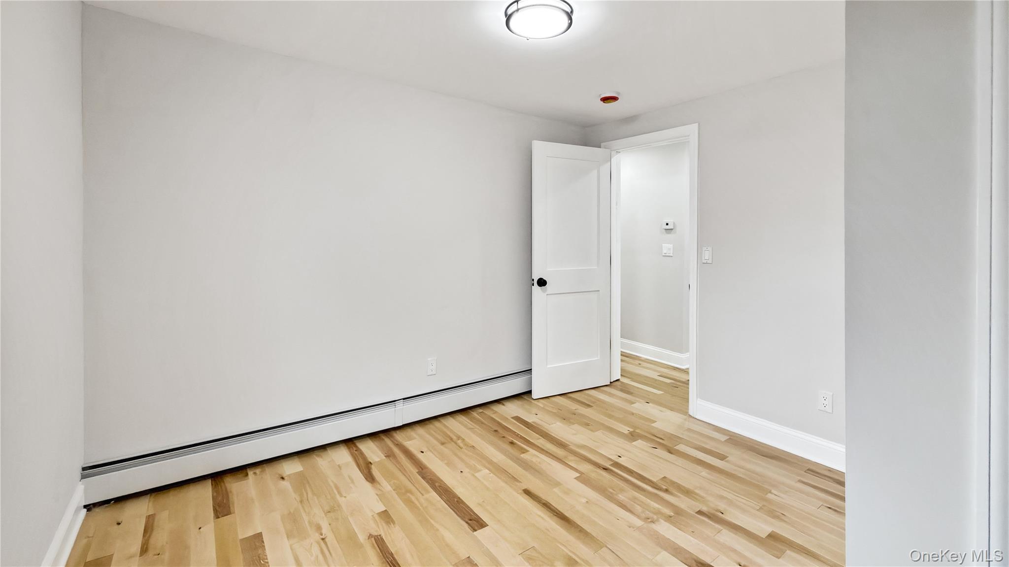 Single Family Montgomery Nassau County, NY 11580, MLS-936615-36