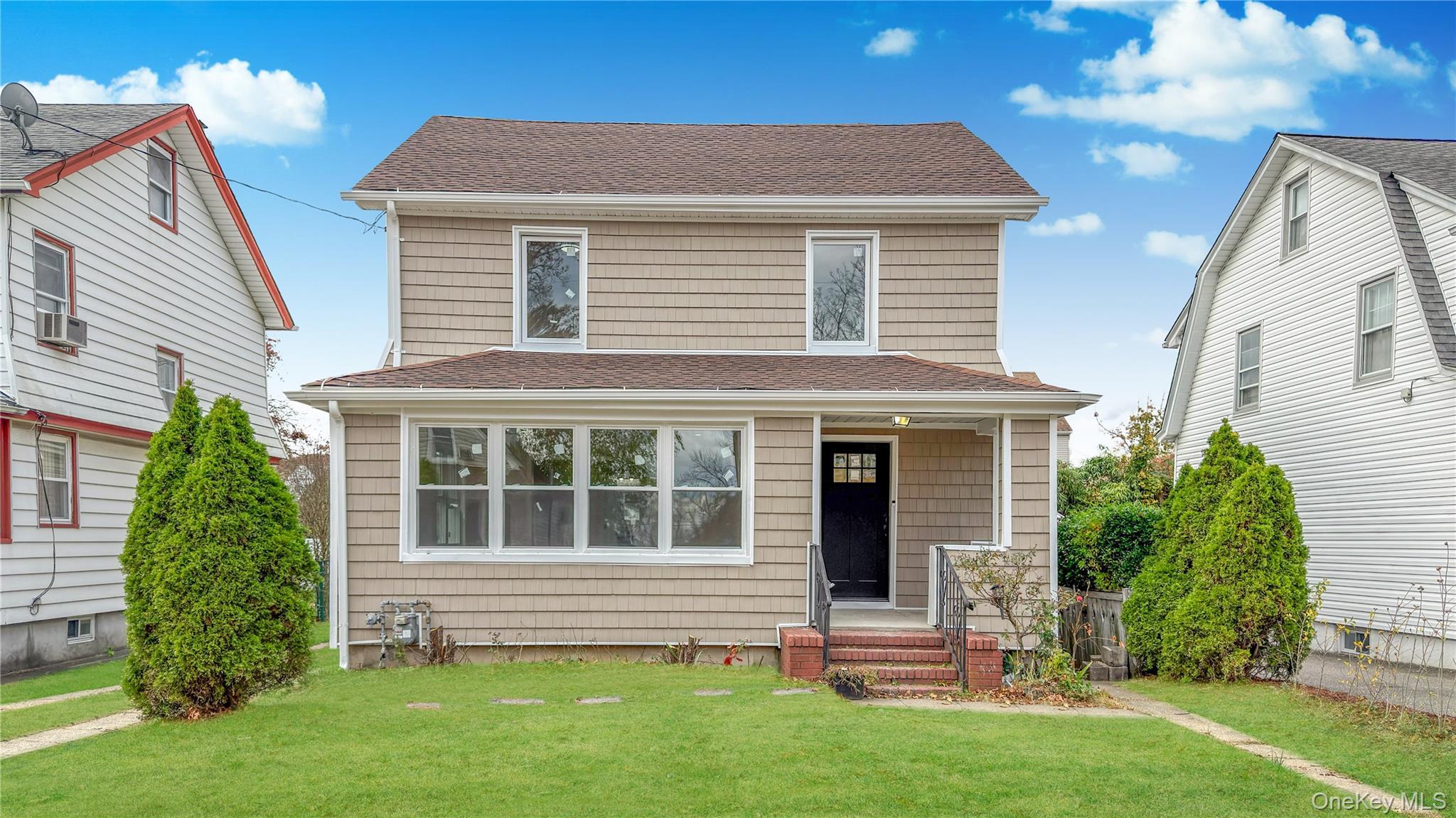 Single Family Montgomery Nassau County, NY 11580, MLS-936615-4