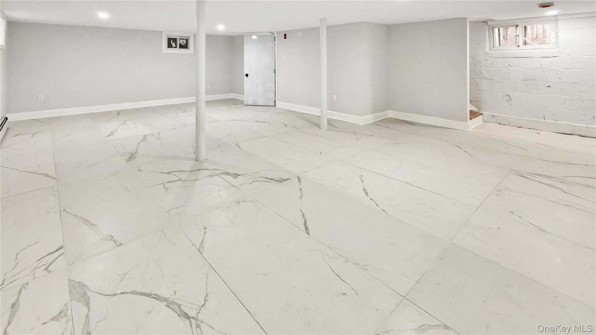 Single Family Montgomery Nassau County, NY 11580, MLS-936615-41