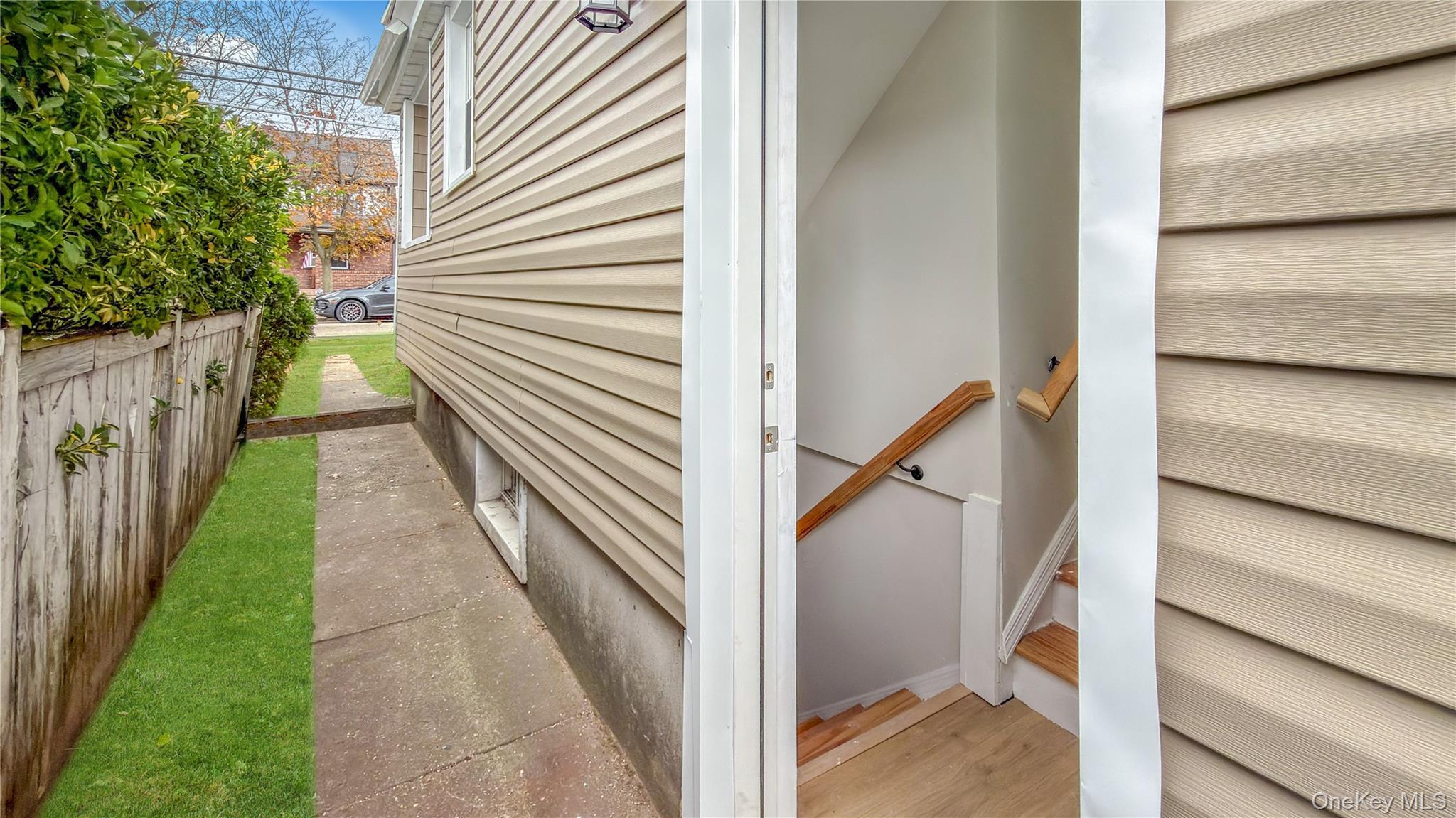 Single Family Montgomery Nassau County, NY 11580, MLS-936615-46