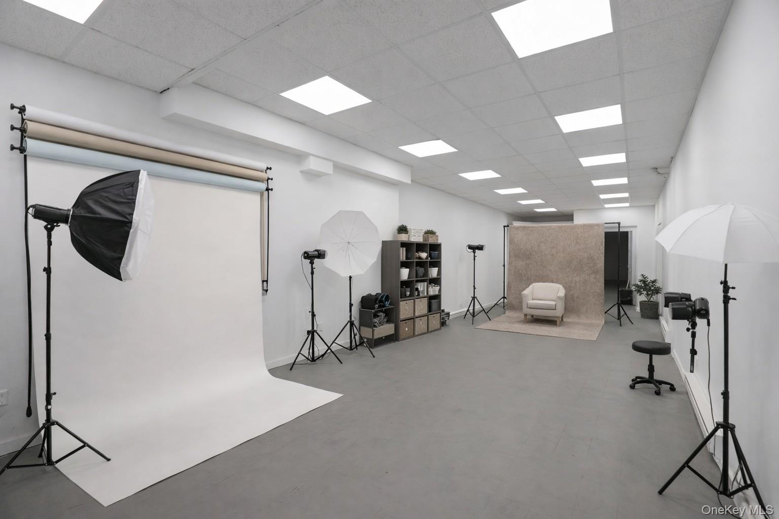 Commercial Lease 36  Queens, NY 11106, MLS-936616-20