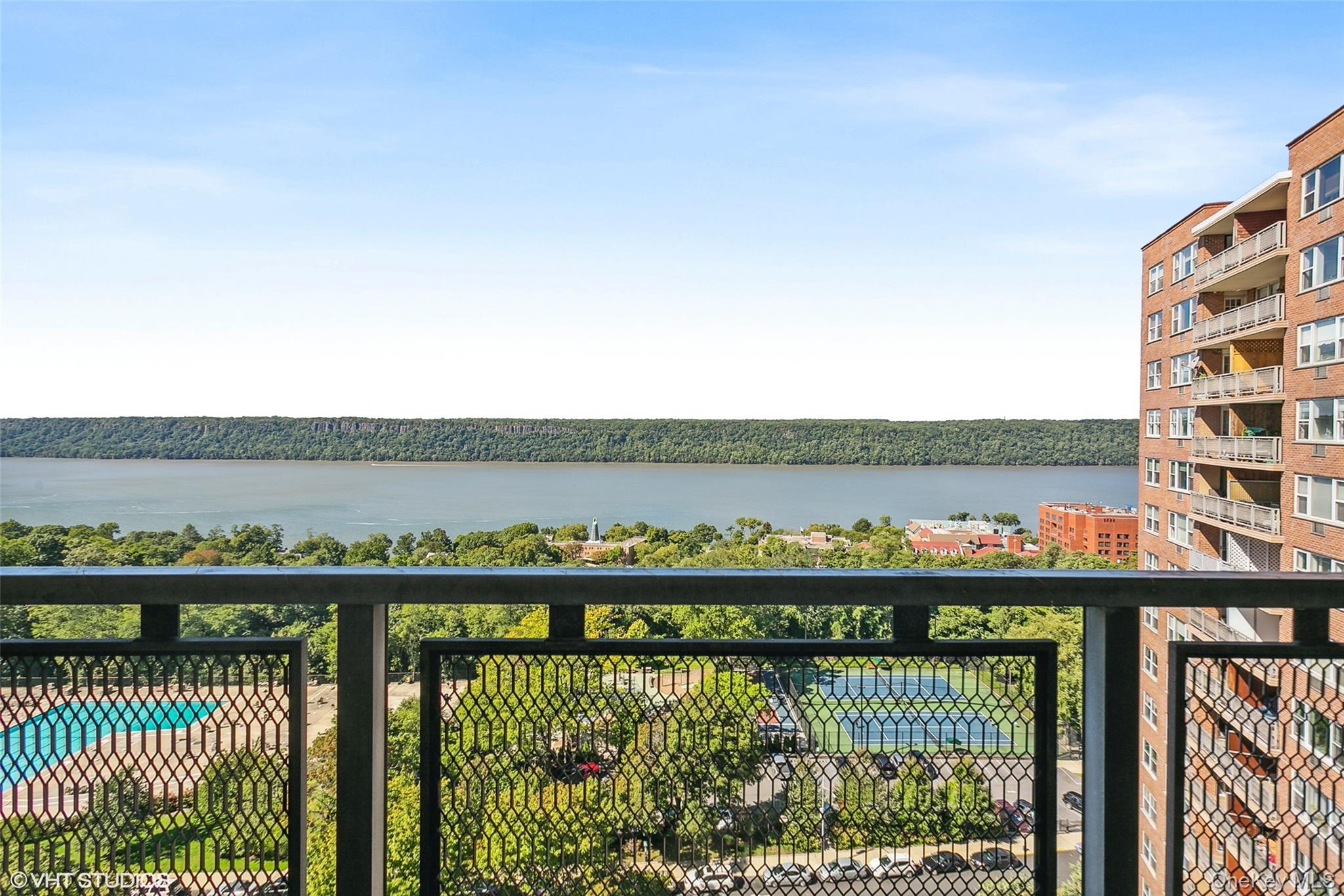 Coop Arlington  Bronx, NY 10471, MLS-936618-2