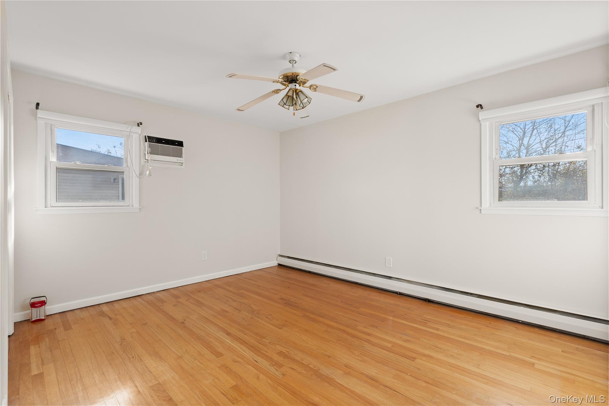 Single Family Alleghany Suffolk County, NY 11757, MLS-936622-7