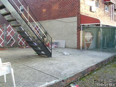 Single Family 216th  Bronx, NY 10467, MLS-936653-4