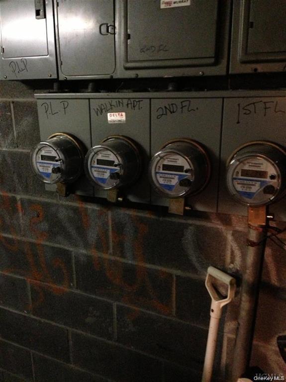 Single Family 216th  Bronx, NY 10467, MLS-936653-7