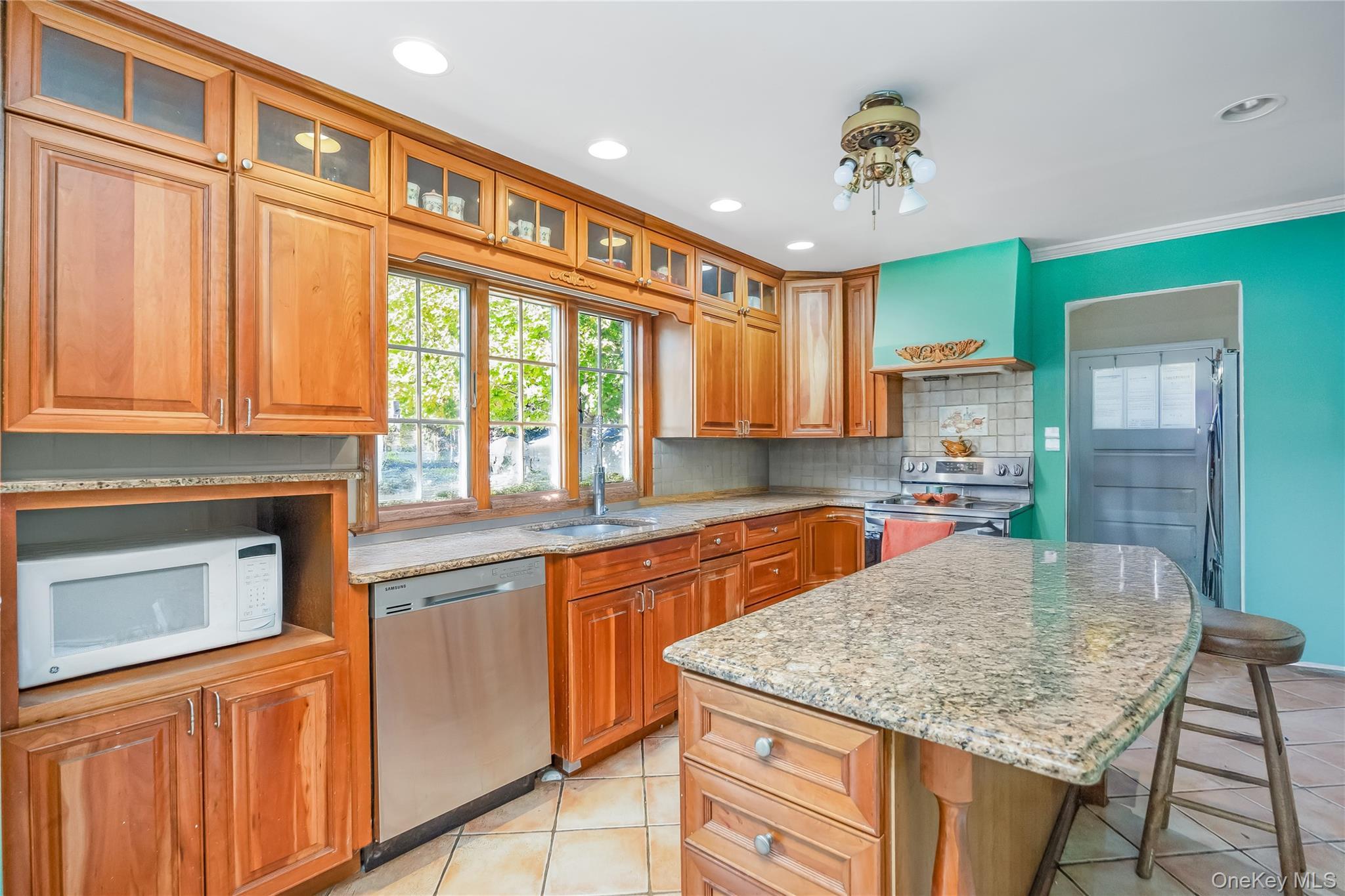Single Family Atlantic  Suffolk County, NY 11940, MLS-936663-10