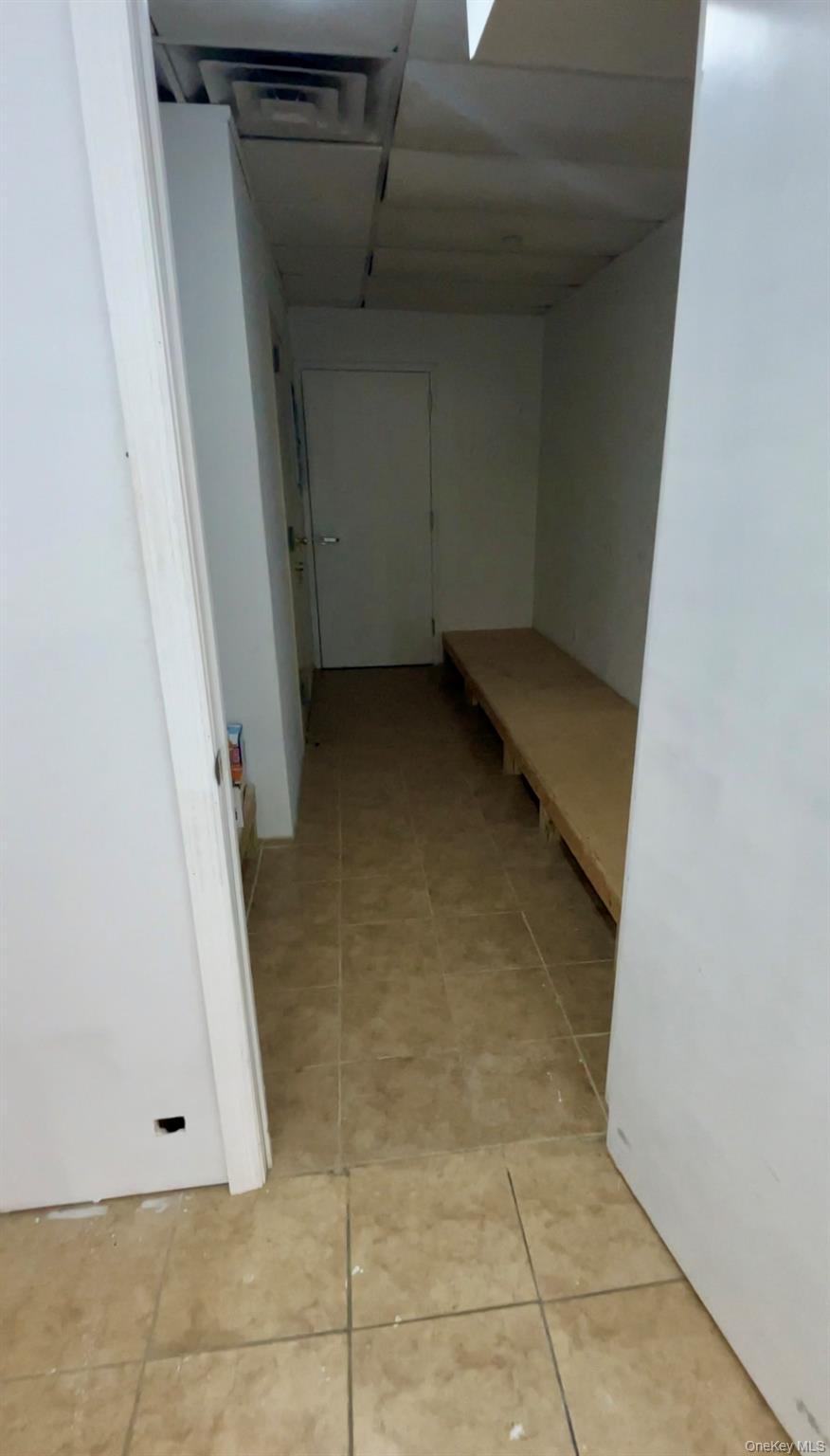 Commercial Lease Bowne  Queens, NY 11355, MLS-936666-9