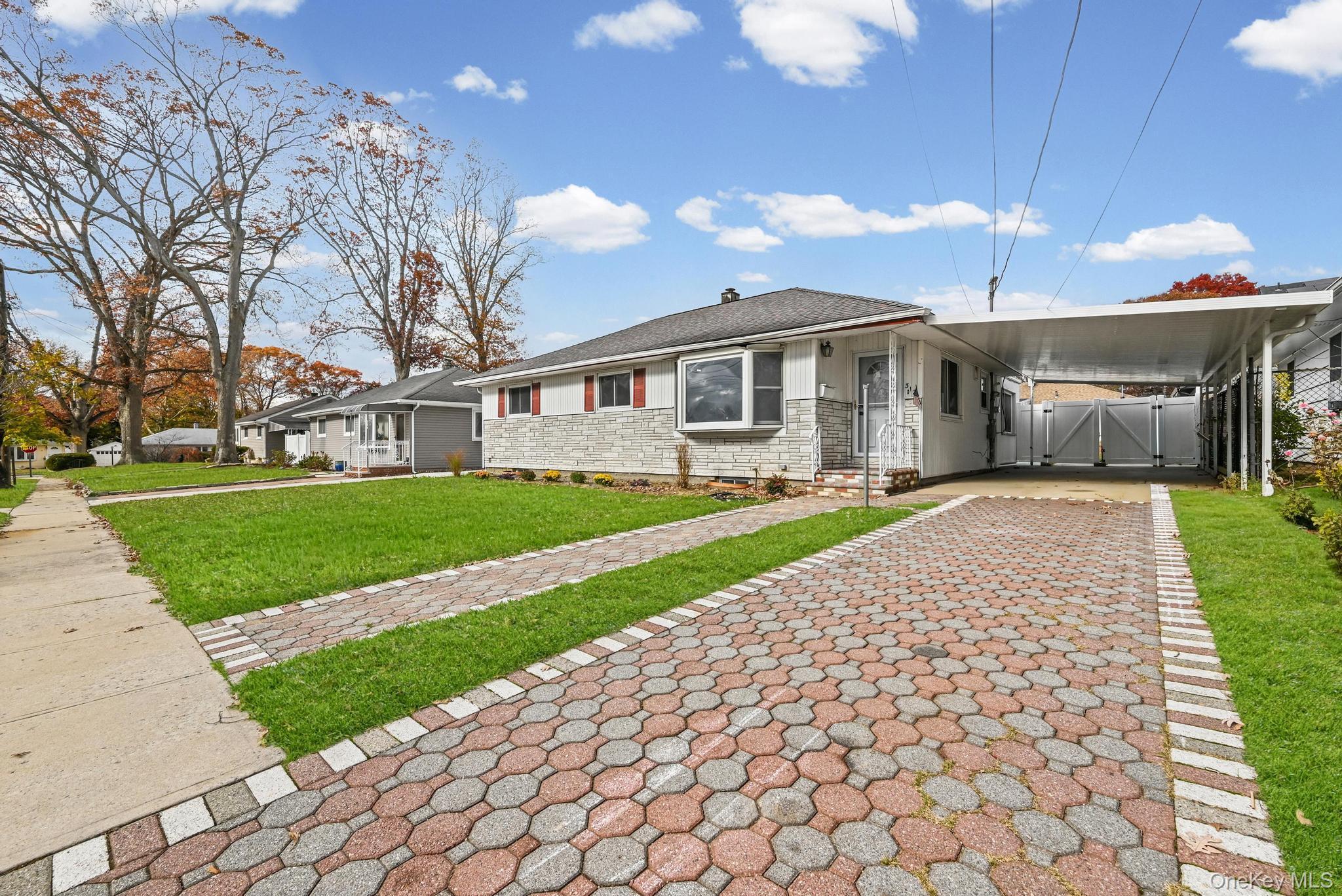 Single Family Coventry  Nassau County, NY 11552, MLS-936670-3