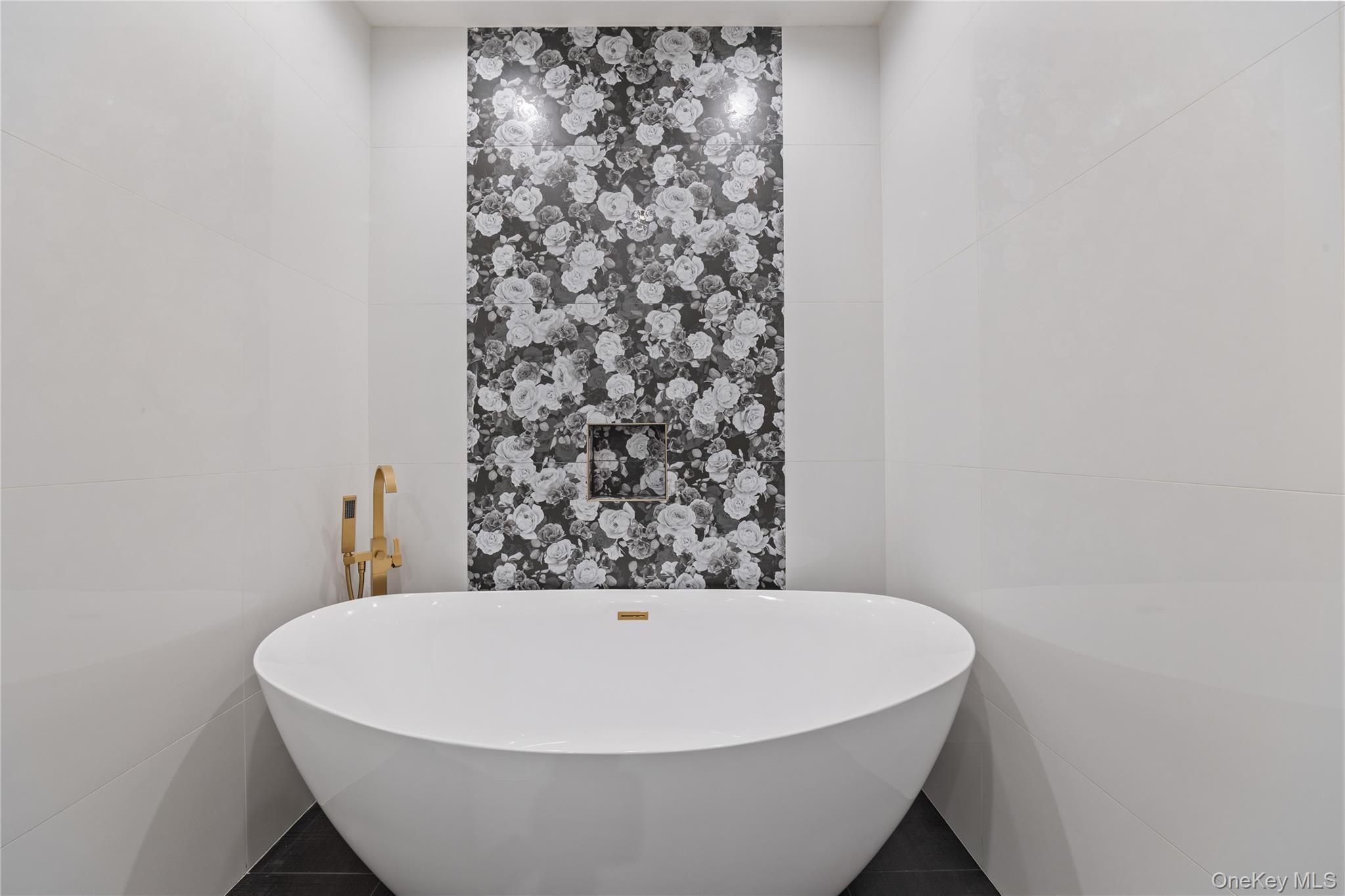 Condo Singer  Rockland County, NY 10977, MLS-936672-22