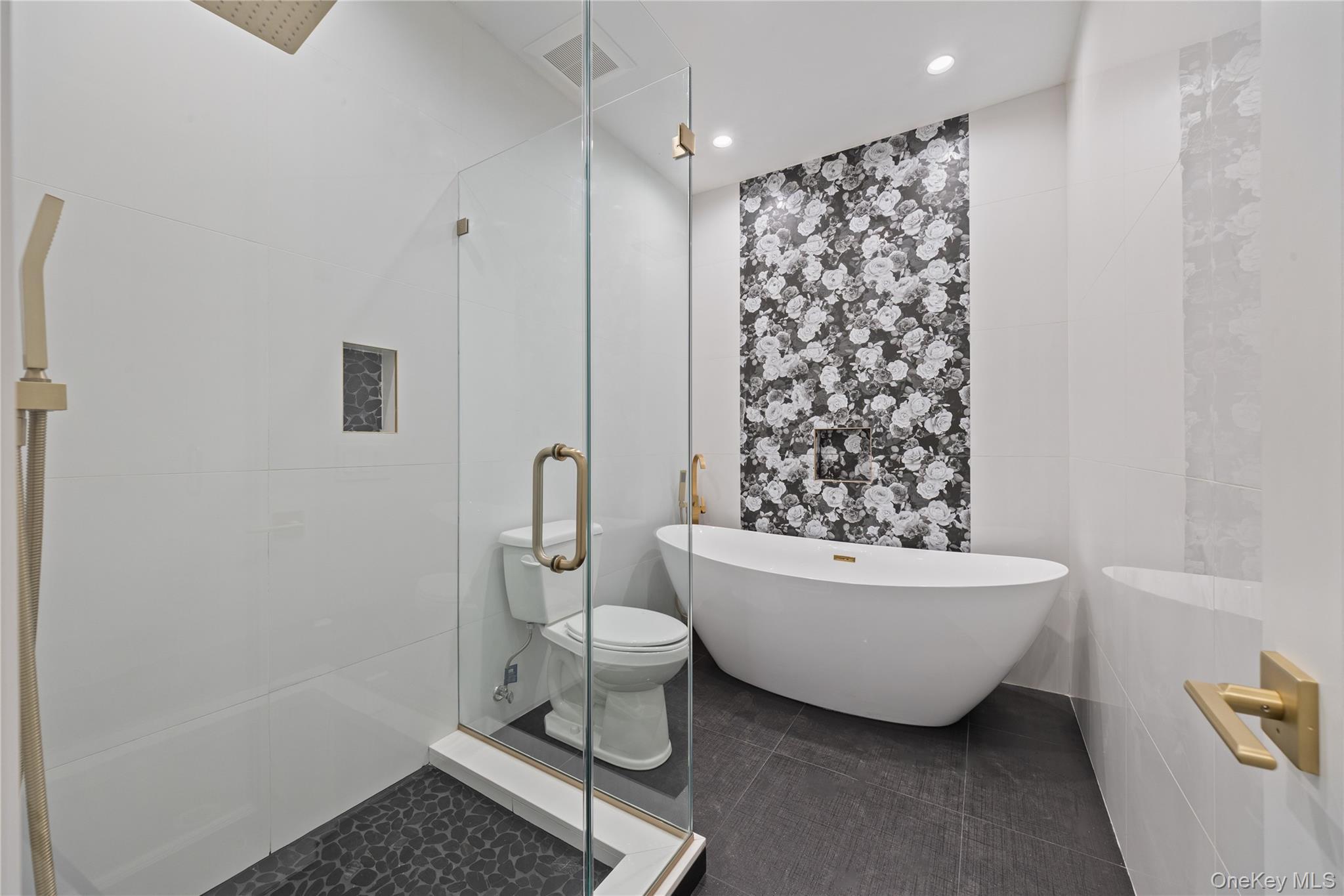 Condo Singer  Rockland County, NY 10977, MLS-936672-23