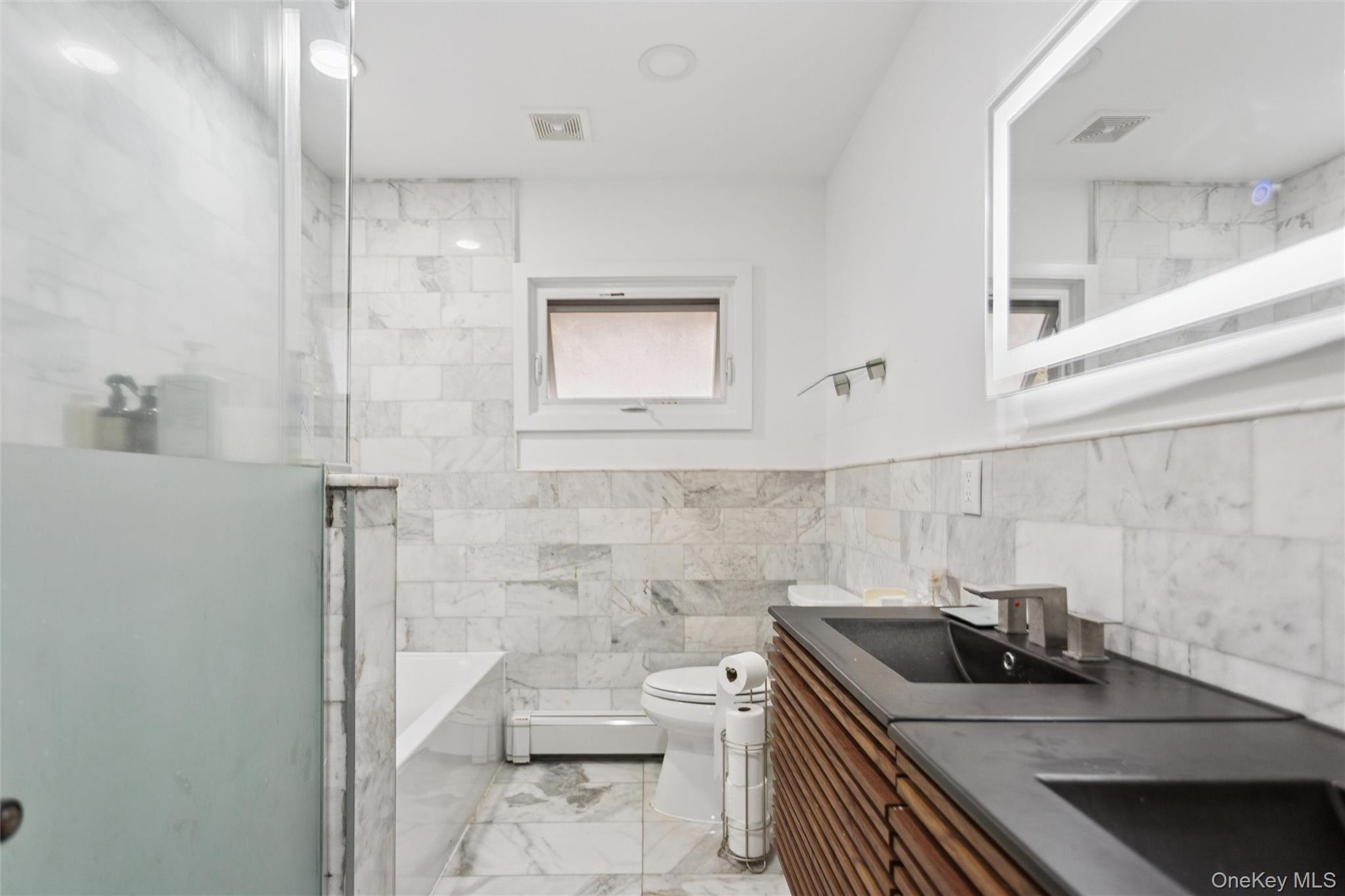 Single Family Rosedale Nassau County, NY 11581, MLS-936676-16