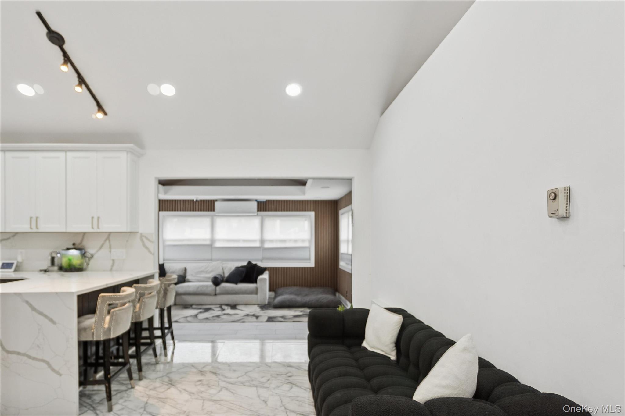 Single Family Rosedale Nassau County, NY 11581, MLS-936676-6