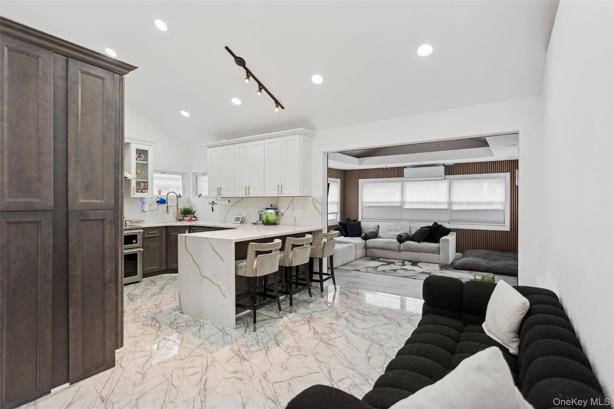 Single Family Rosedale Nassau County, NY 11581, MLS-936676-7