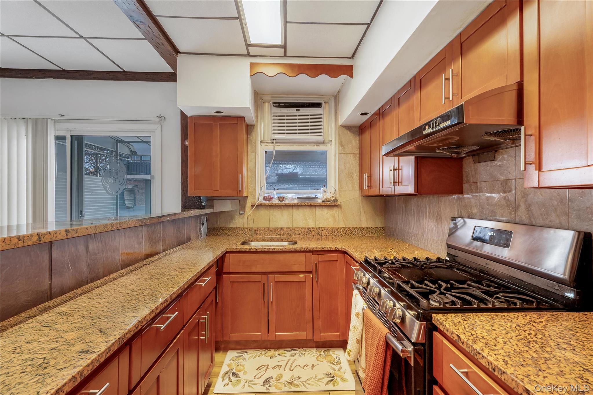 Single Family 19th  Brooklyn, NY 11214, MLS-936677-4