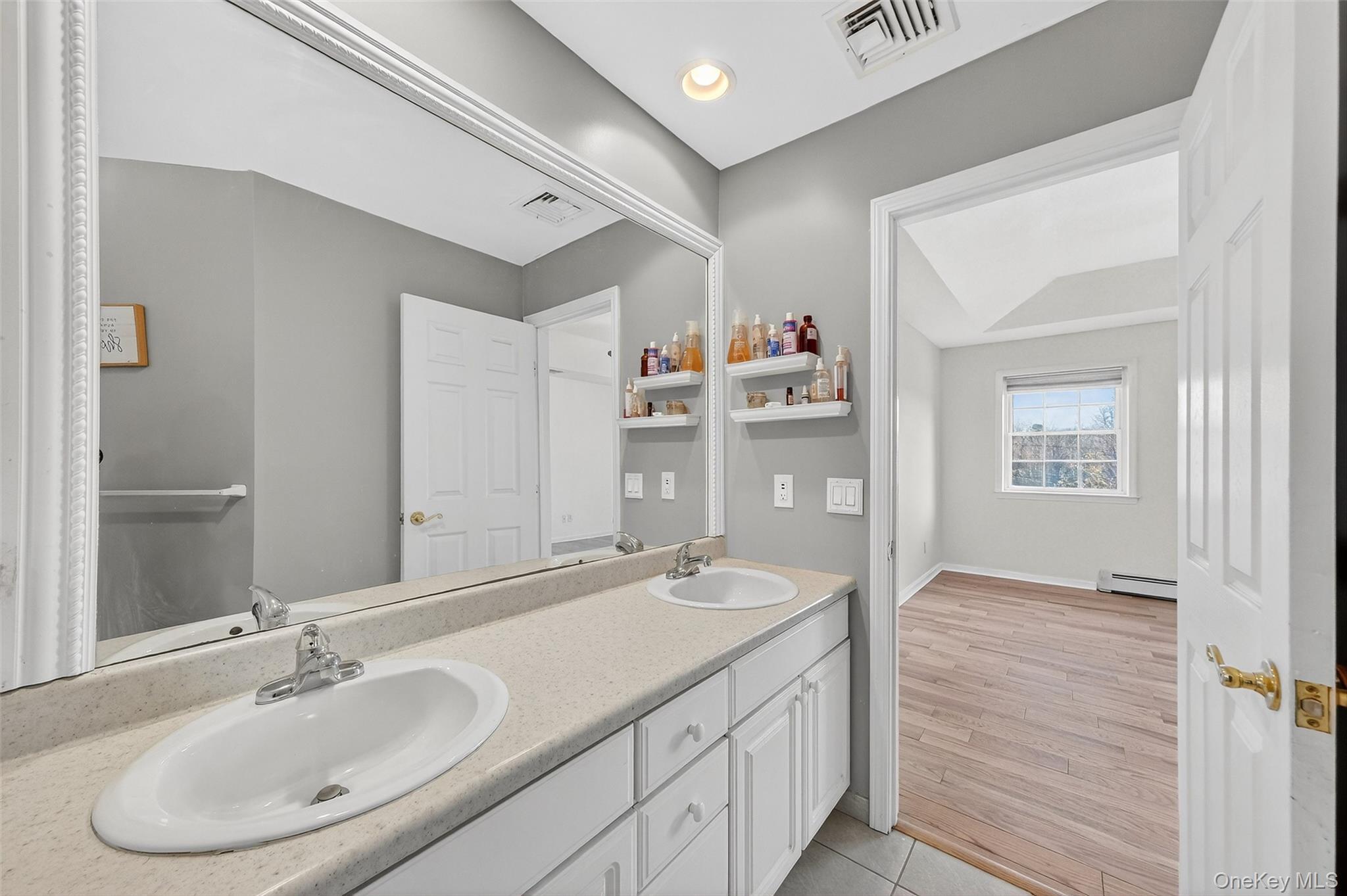 Single Family Lattintown Ulster County, NY 12542, MLS-936687-27