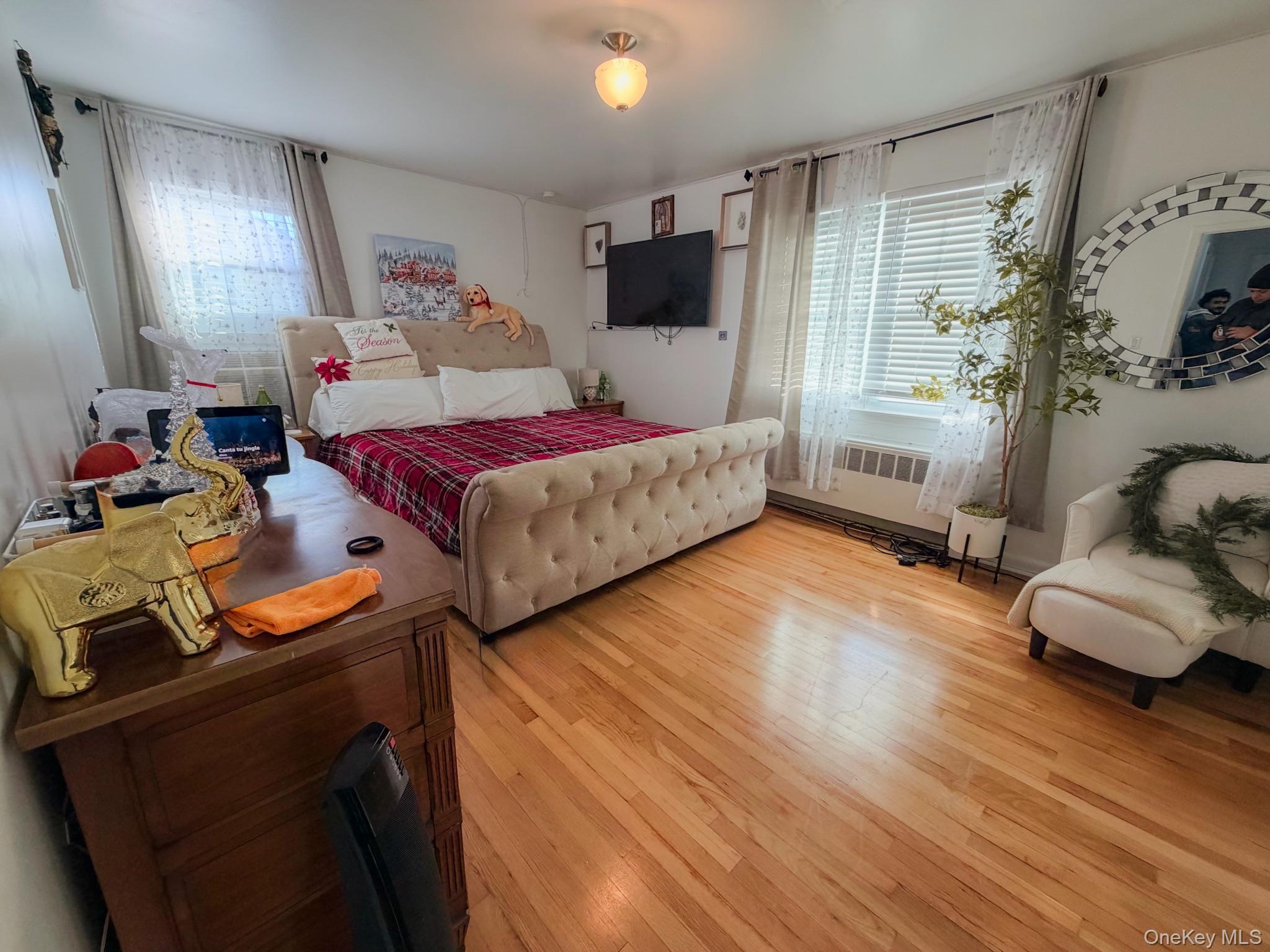 Single Family Clarence Bronx, NY 10465, MLS-936690-17
