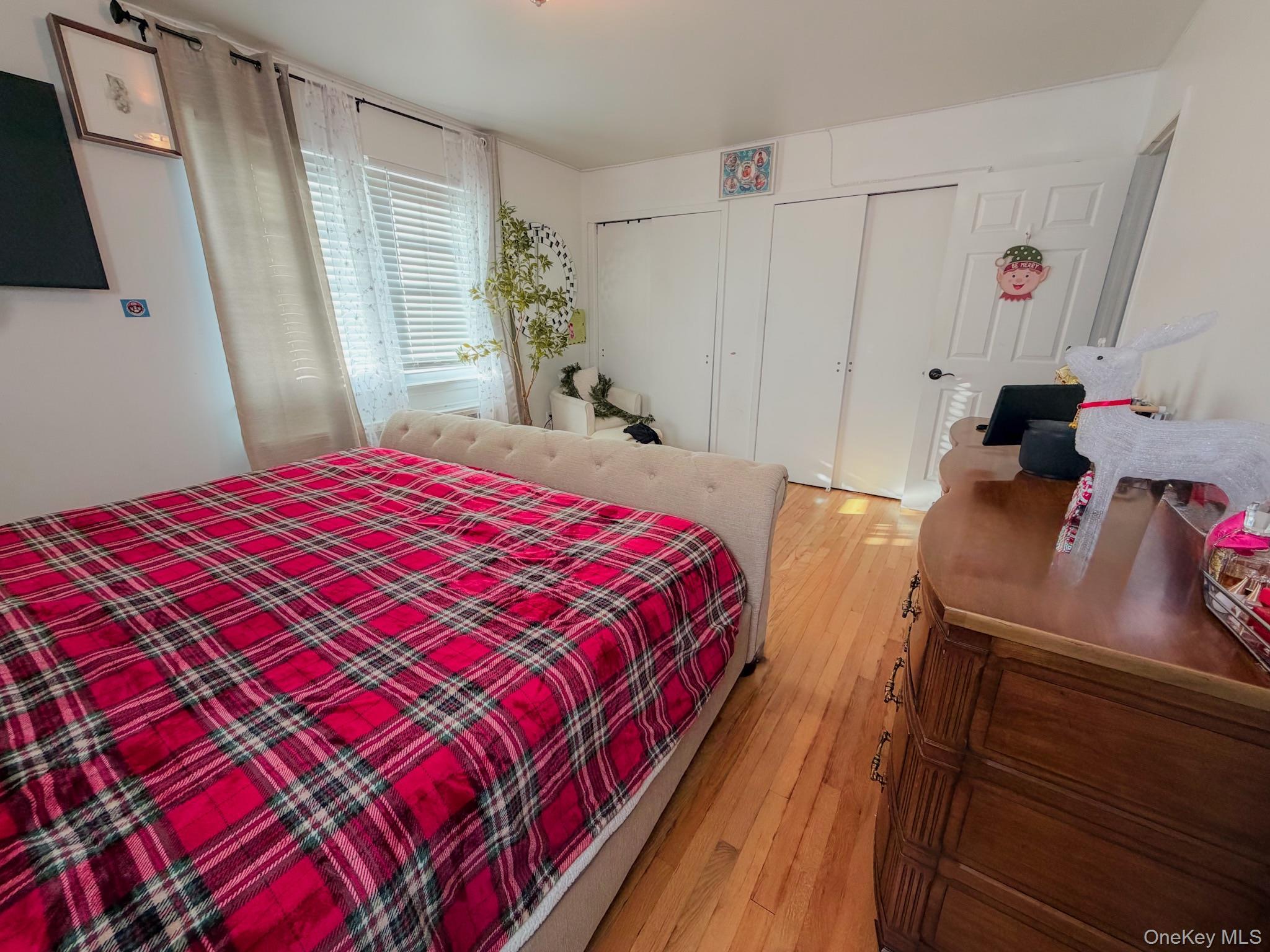 Single Family Clarence Bronx, NY 10465, MLS-936690-18