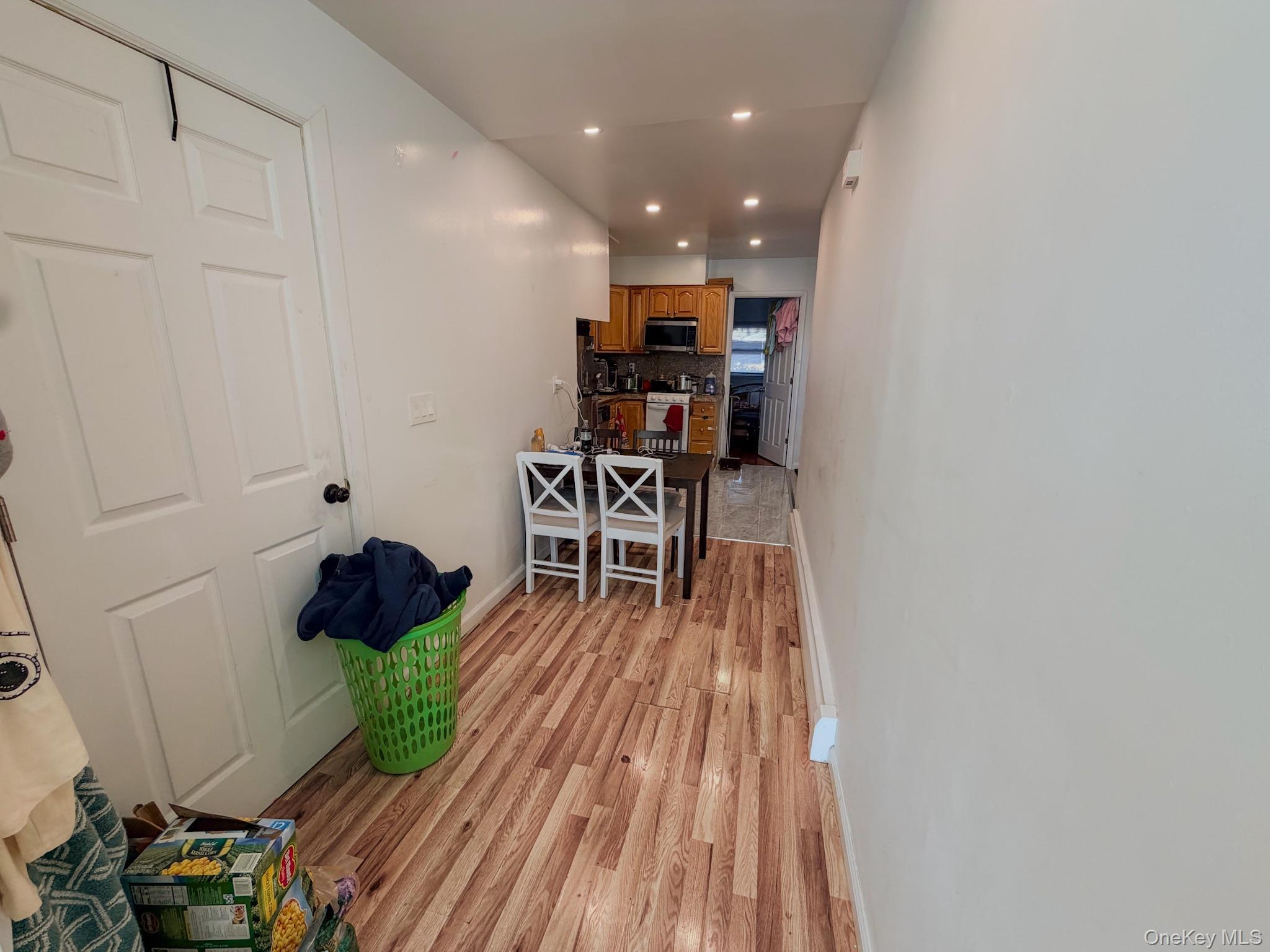 Single Family Clarence Bronx, NY 10465, MLS-936690-3