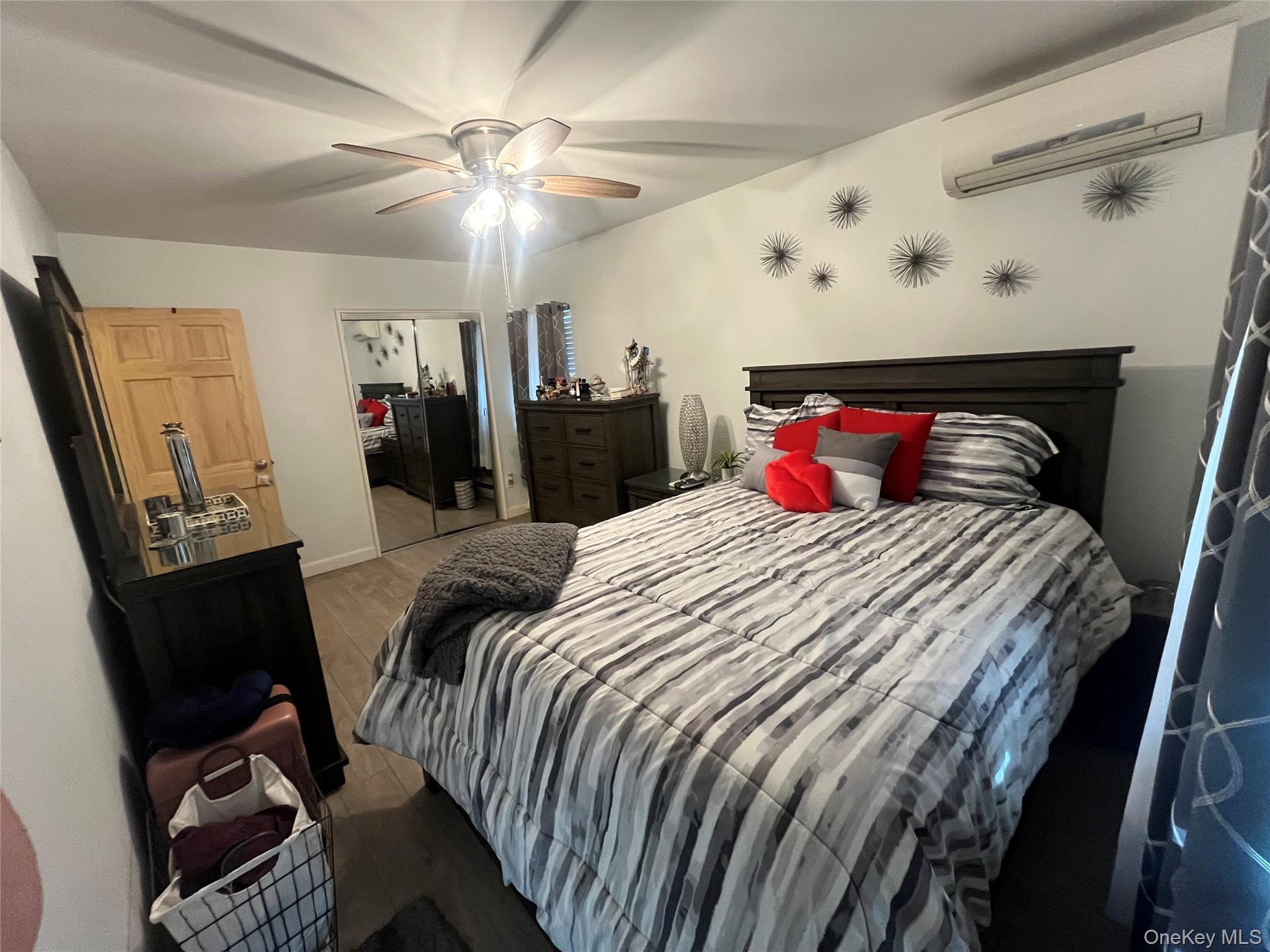 Single Family Dewey Bronx, NY 10465, MLS-936693-12