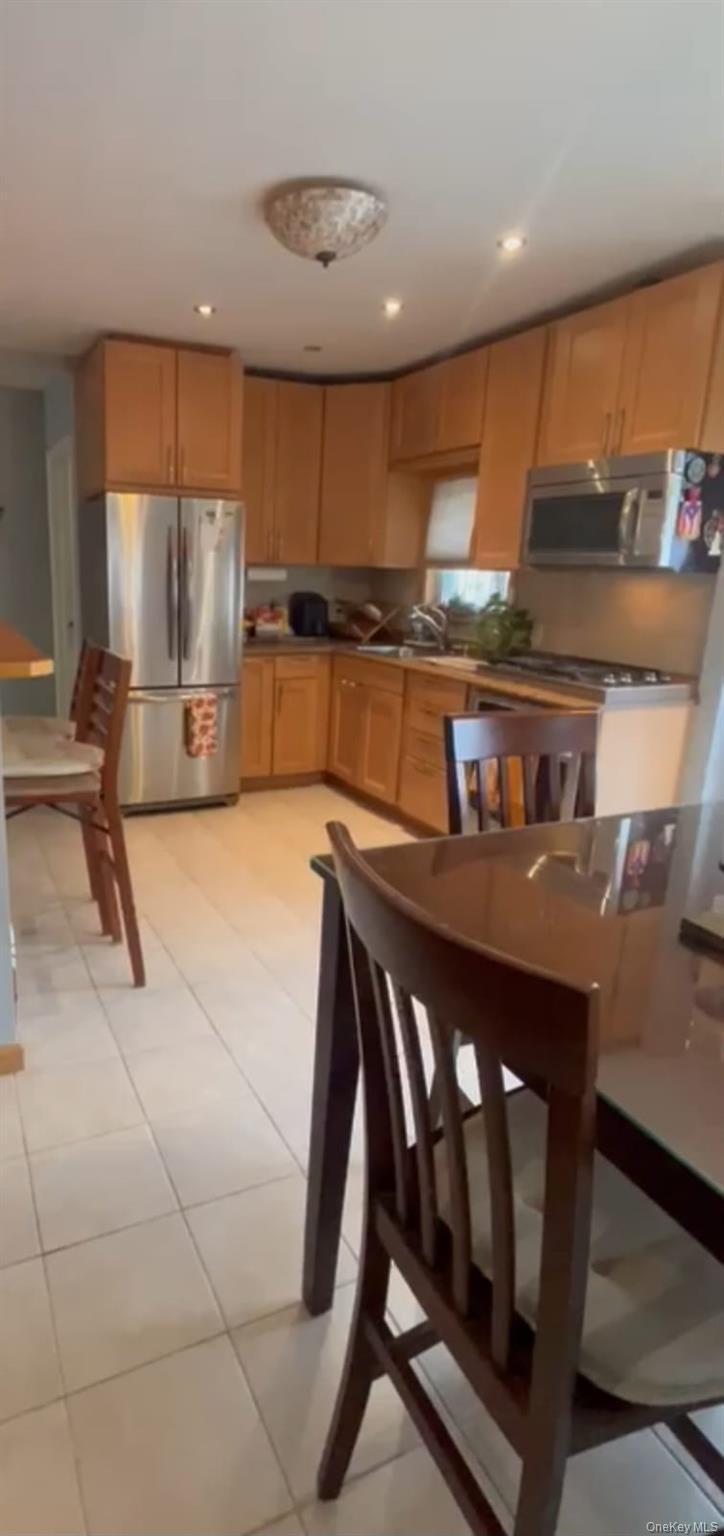 Single Family Dewey Bronx, NY 10465, MLS-936693-9