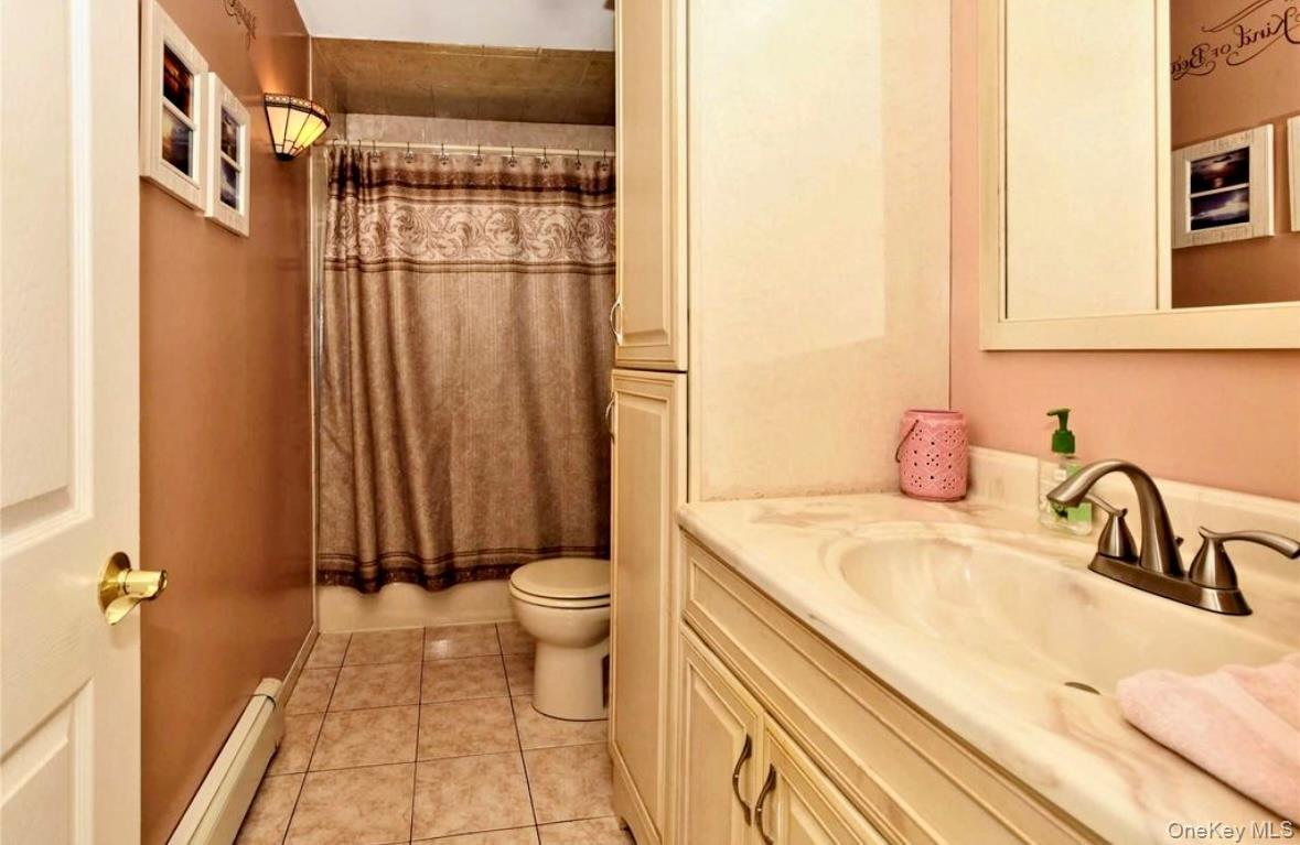 Single Family Wellwood Suffolk County, NY 11967, MLS-936705-10