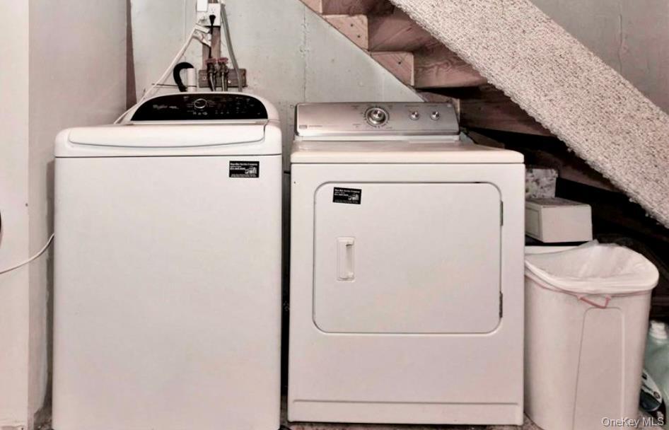 Single Family Wellwood Suffolk County, NY 11967, MLS-936705-13