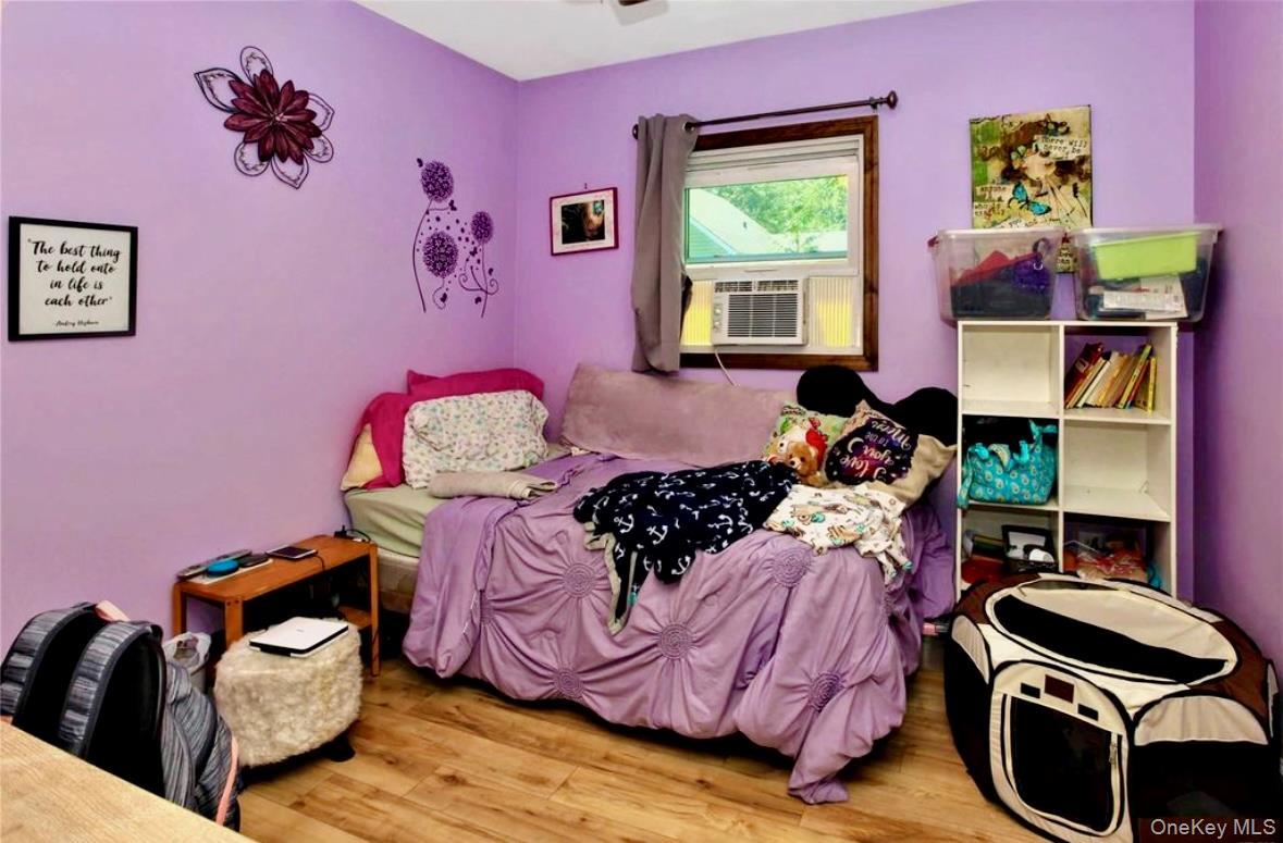 Single Family Wellwood Suffolk County, NY 11967, MLS-936705-8