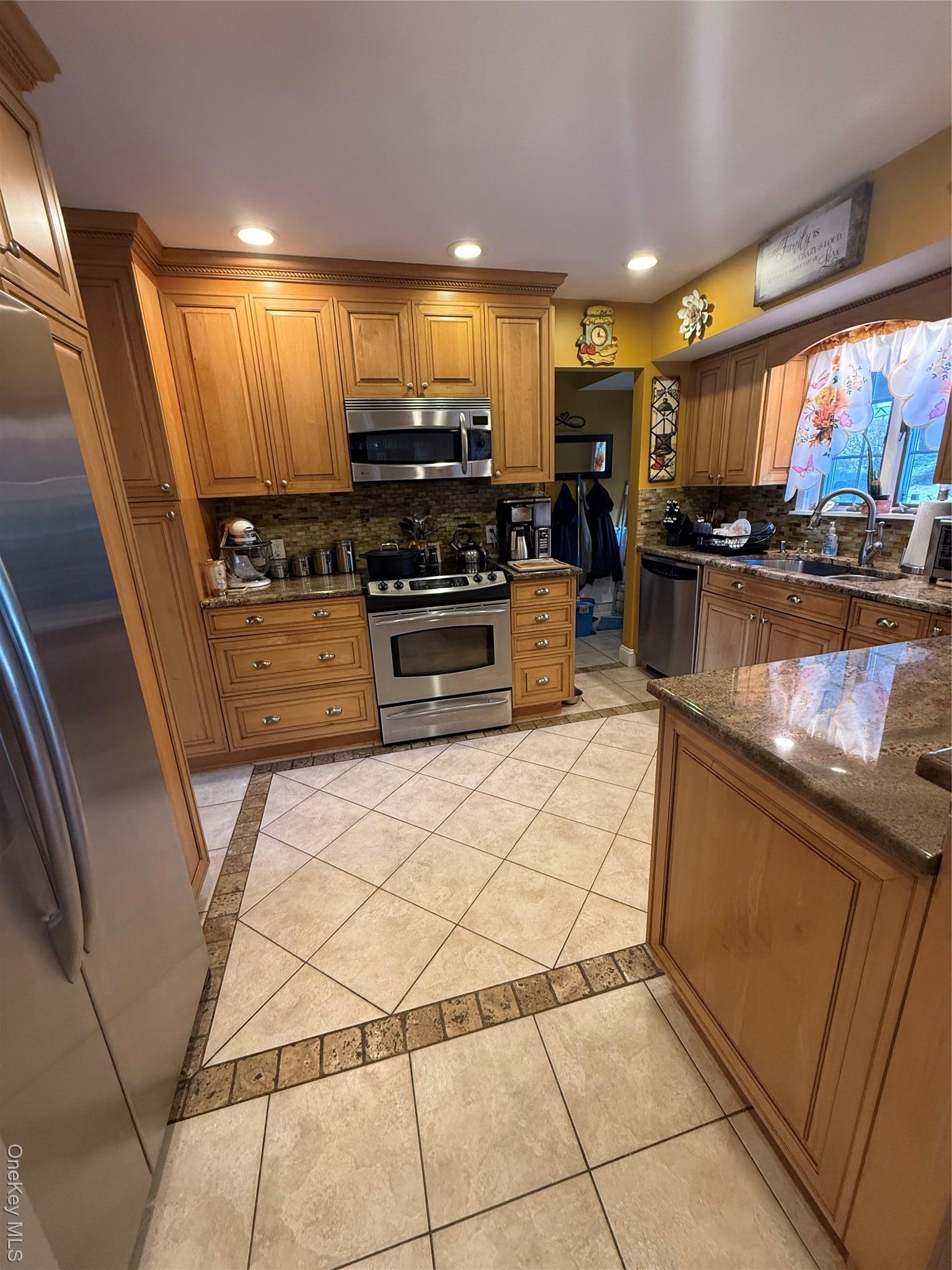 Single Family Lee Nassau County, NY 11804, MLS-936719-7