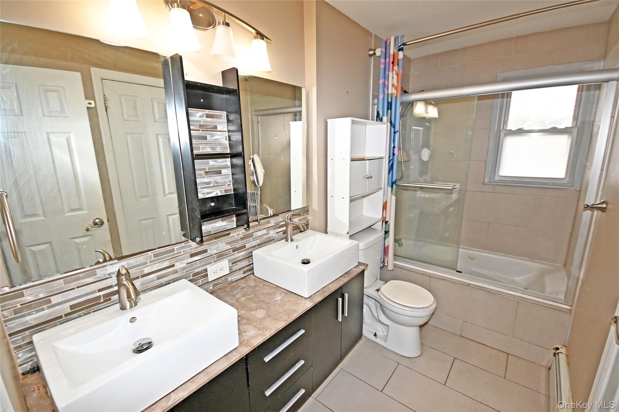 Single Family Osborne Nassau County, NY 11552, MLS-936724-16