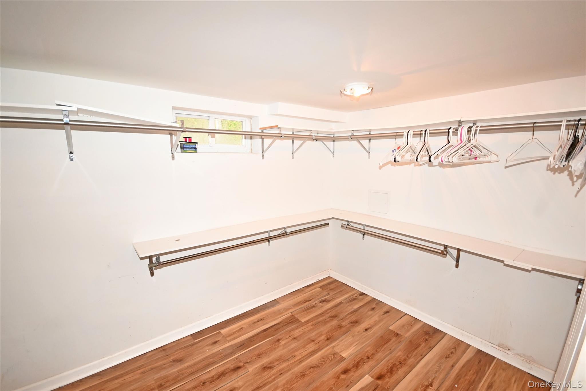 Single Family Osborne Nassau County, NY 11552, MLS-936724-49