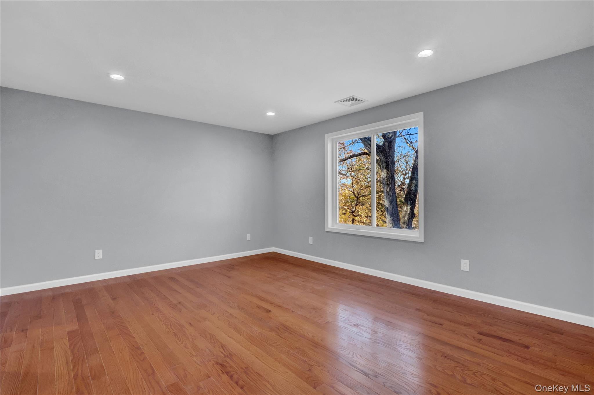 Single Family Renee Suffolk County, NY 11720, MLS-936730-26