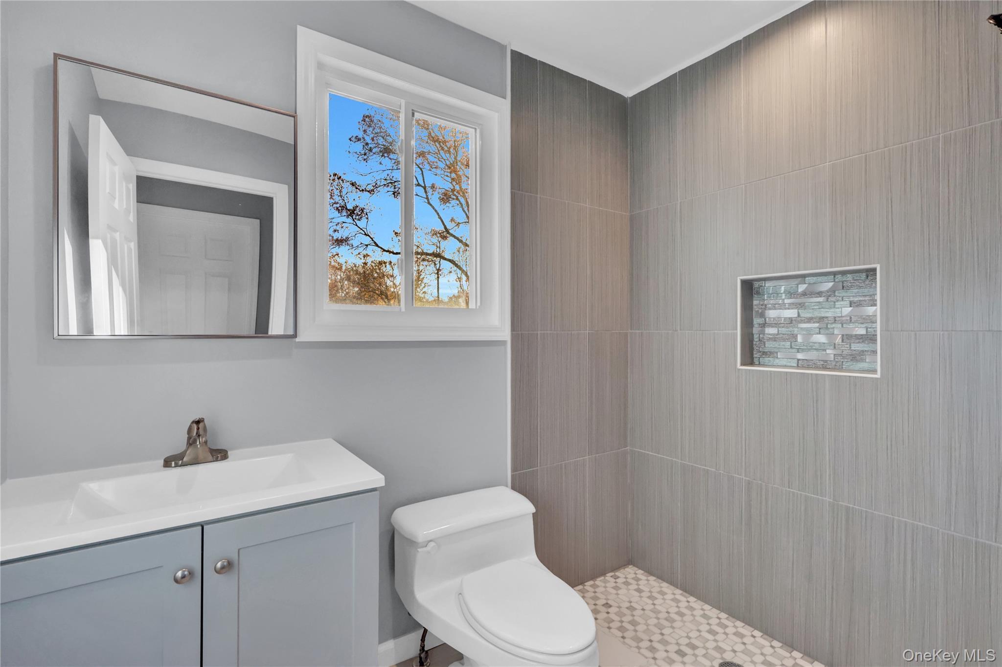 Single Family Renee Suffolk County, NY 11720, MLS-936730-29