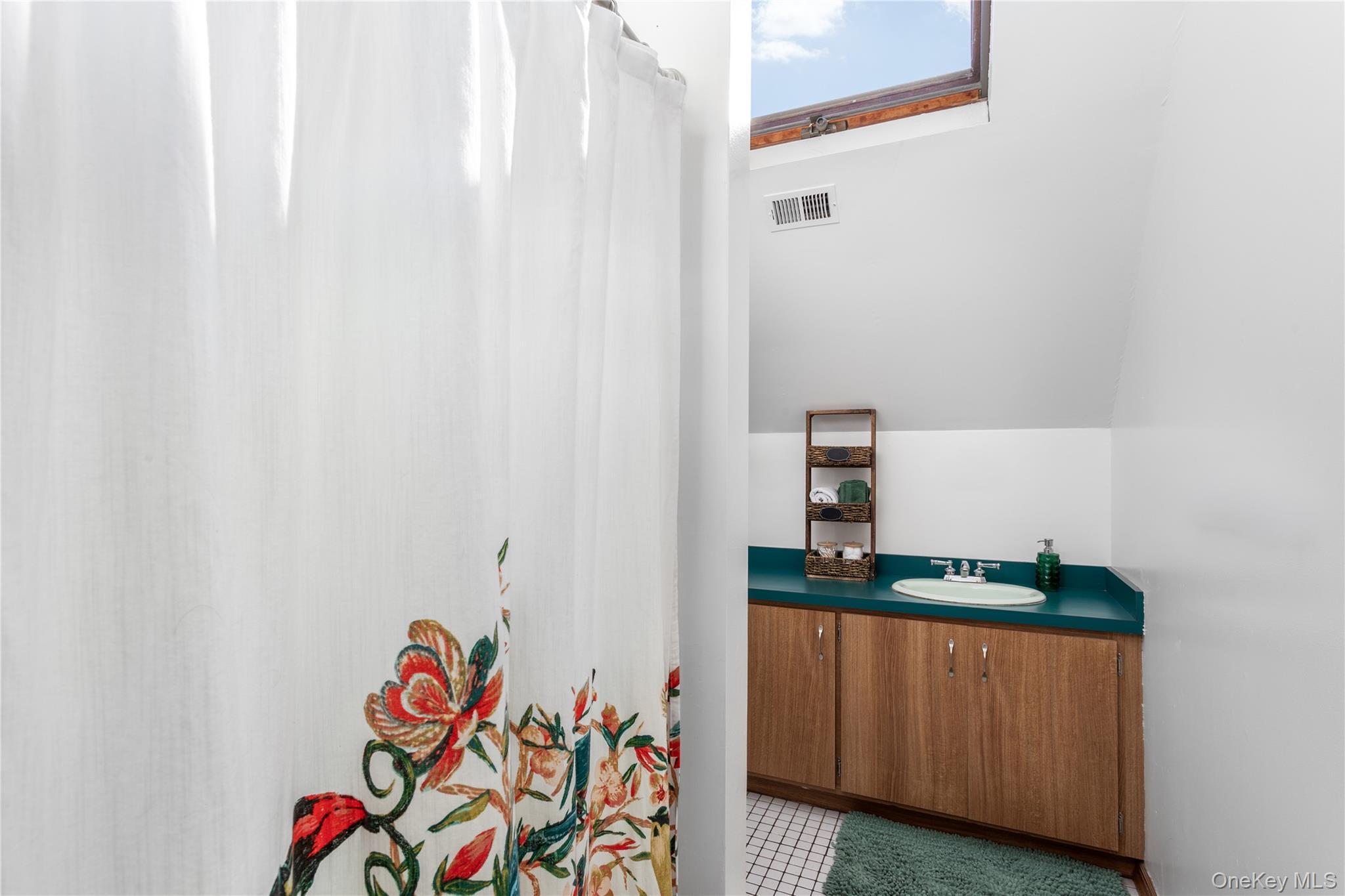 Single Family Hill  Suffolk County, NY 11901, MLS-936731-10