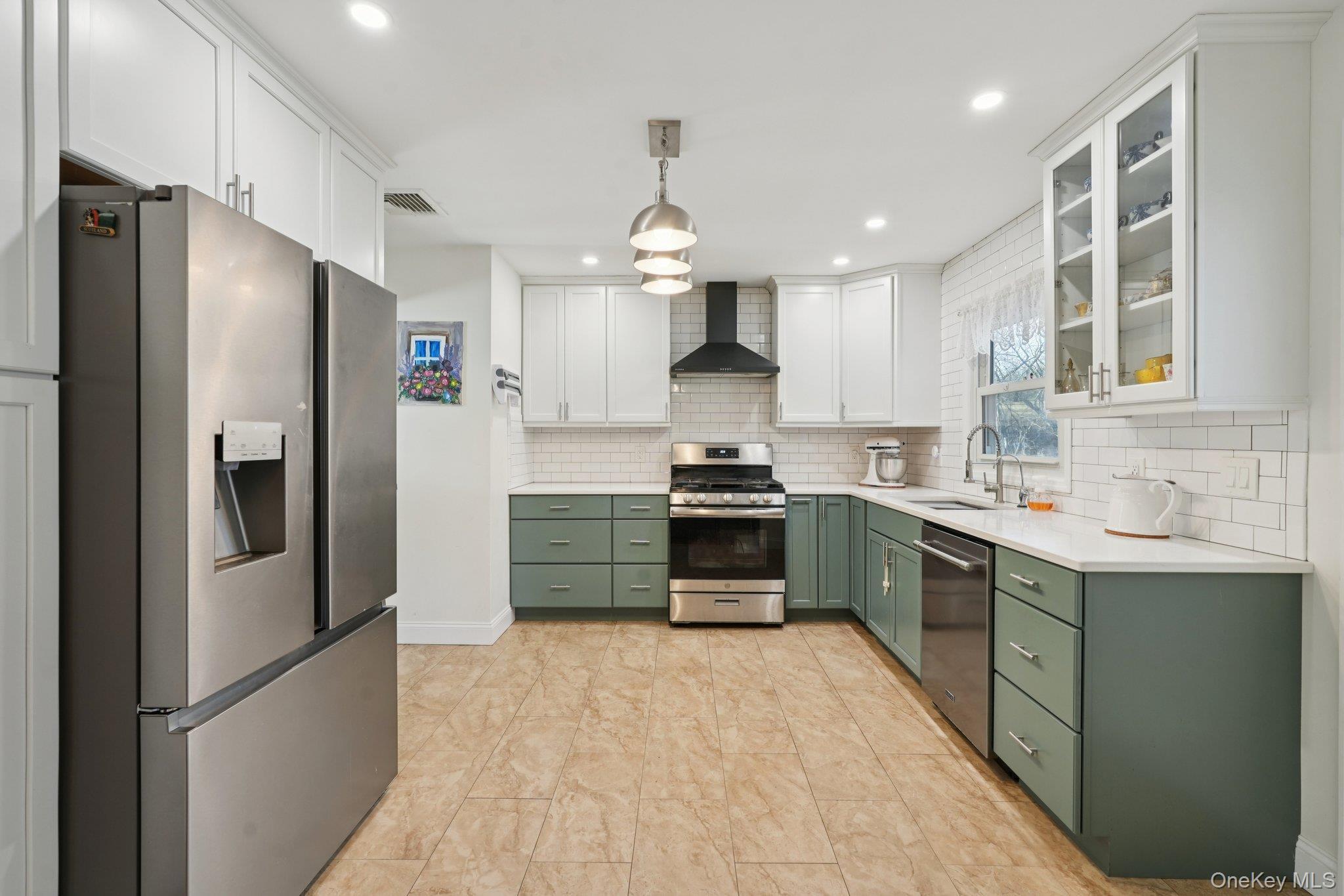 Single Family Pinebrook Rockland County, NY 10952, MLS-936743-14