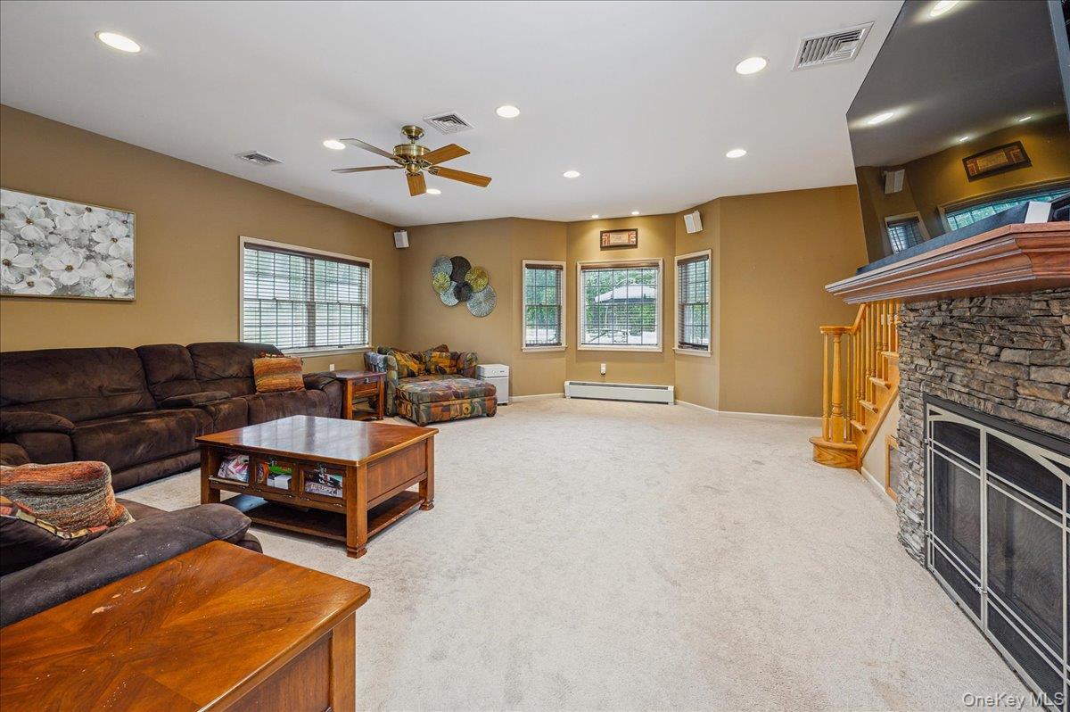 Single Family Foxwood  Rockland County, NY 10994, MLS-936813-10