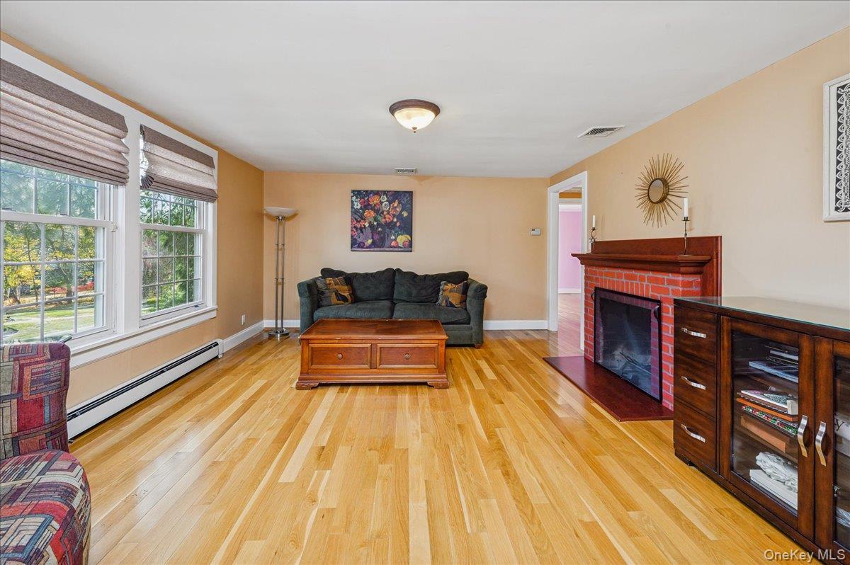 Single Family Foxwood  Rockland County, NY 10994, MLS-936813-9