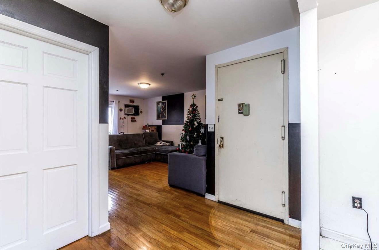 Single Family 97  Queens, NY 11368, MLS-936828-7