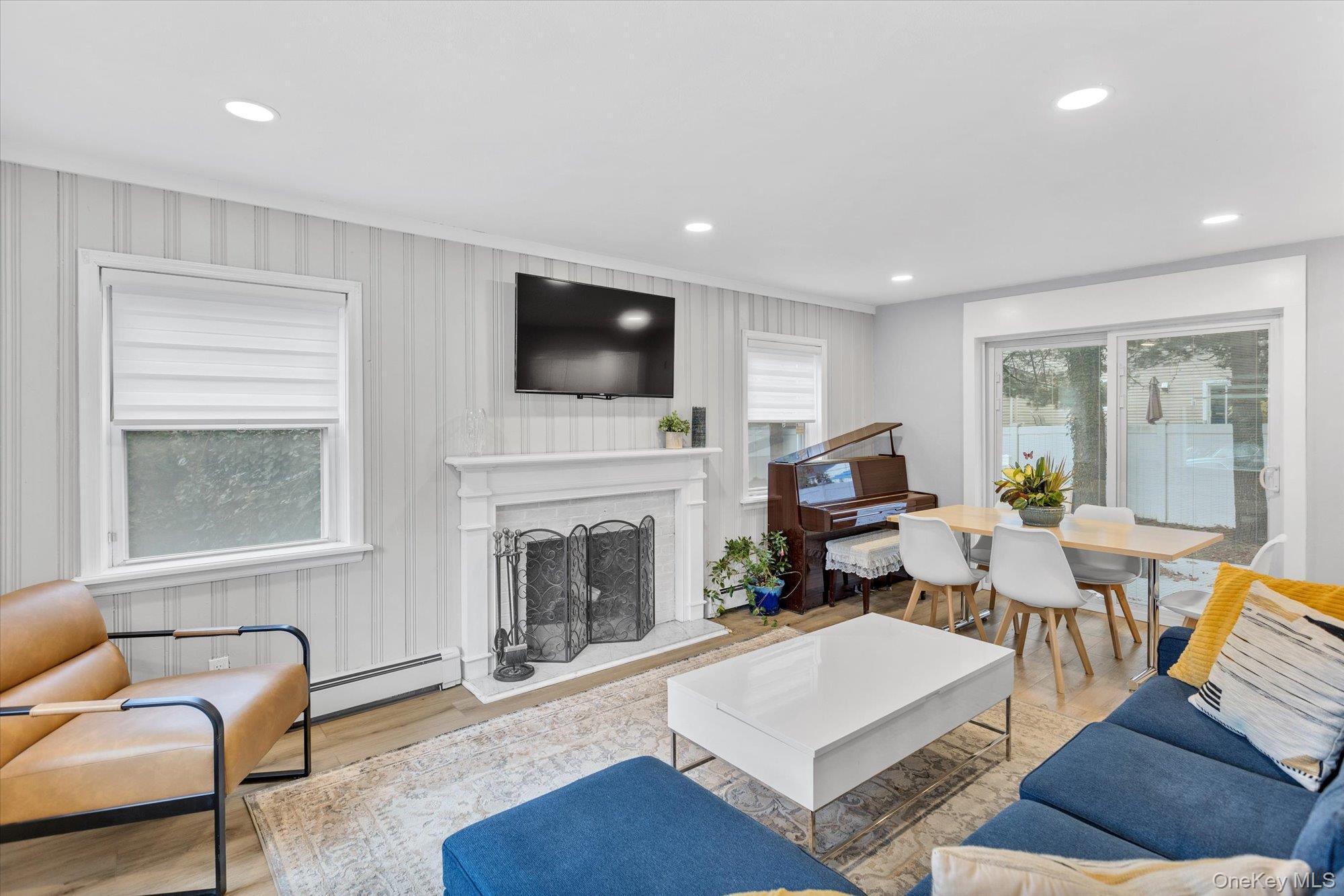 Single Family Piermont  Suffolk County, NY 11747, MLS-936899-4