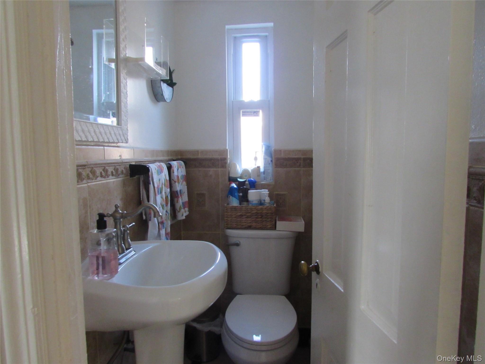 Single Family Phoenix  Nassau County, NY 11550, MLS-936907-14