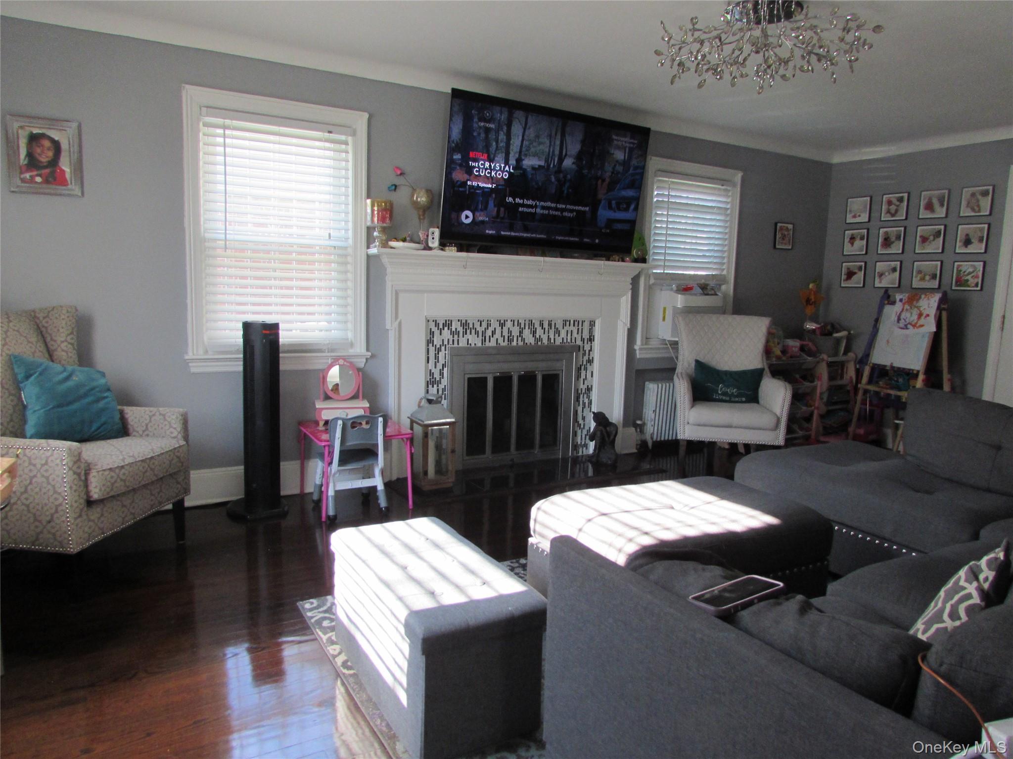 Single Family Phoenix  Nassau County, NY 11550, MLS-936907-6