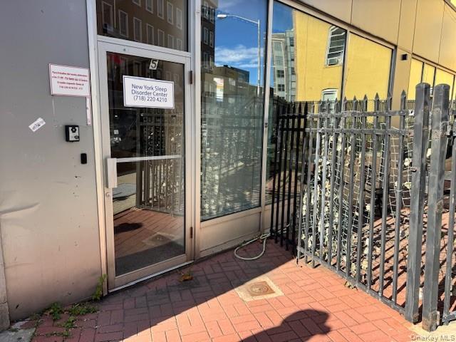 Commercial Lease Fordham  Bronx, NY 10458, MLS-936940-15