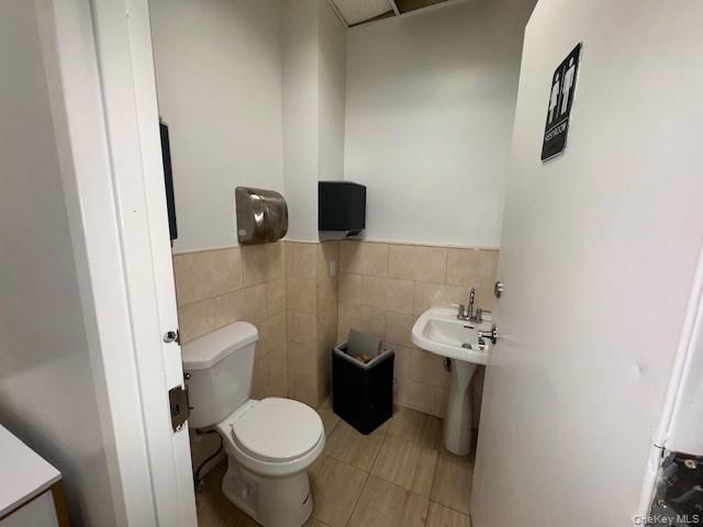 Commercial Lease Fordham  Bronx, NY 10458, MLS-936940-8