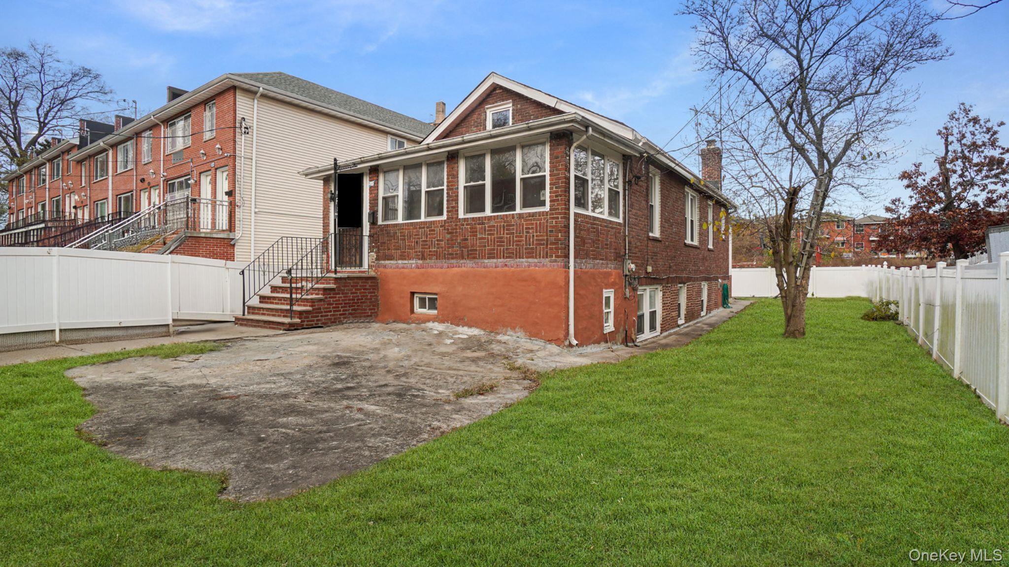 Single Family Hunter  Bronx, NY 10475, MLS-936949-10