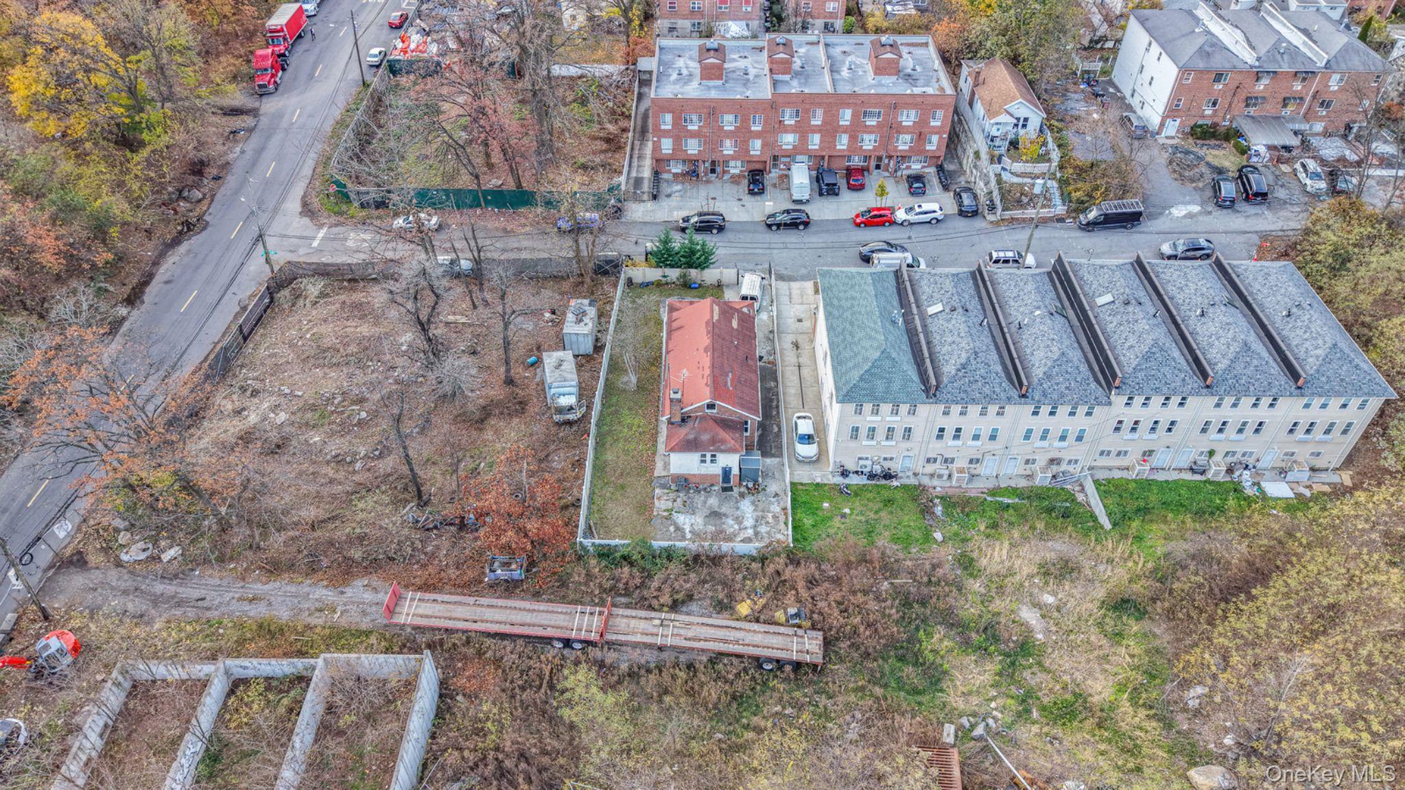 Single Family Hunter  Bronx, NY 10475, MLS-936949-15