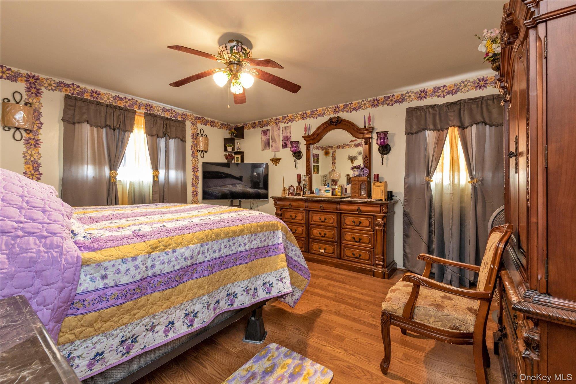 Single Family Camp Queens, NY 11691, MLS-936972-9