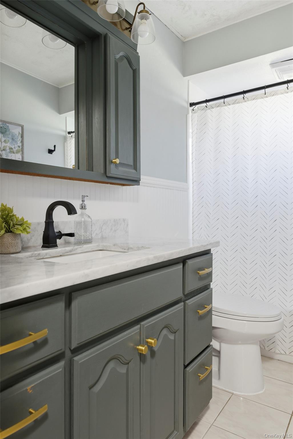 Single Family Urban Suffolk County, NY 11784, MLS-936973-21