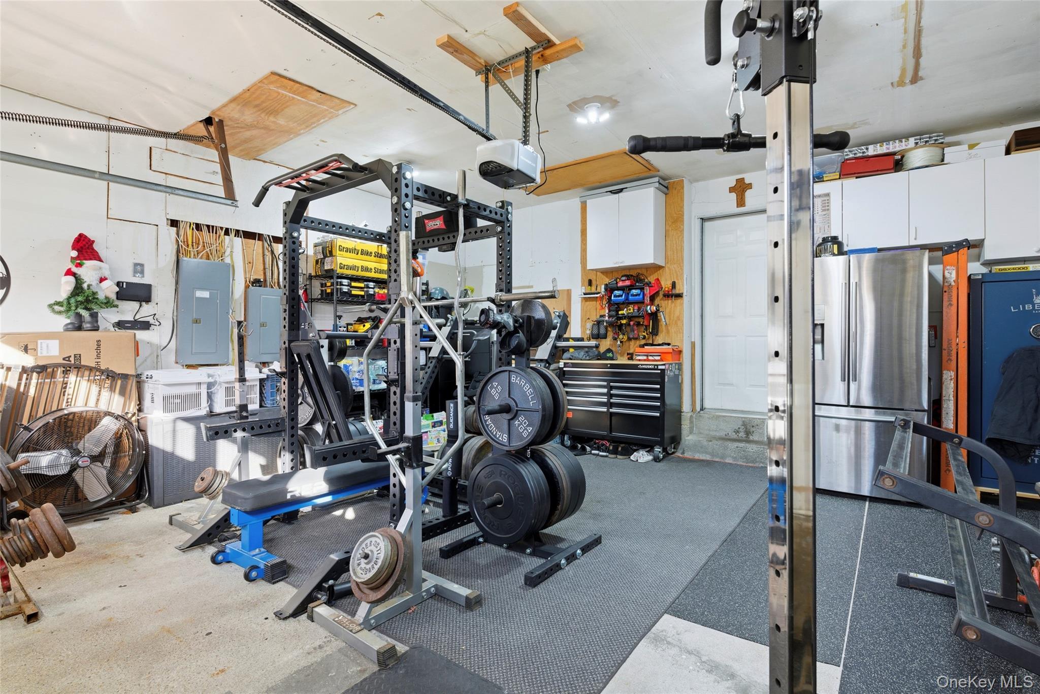 Single Family Urban Suffolk County, NY 11784, MLS-936973-27