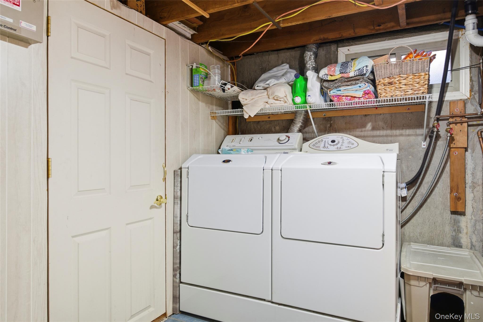 Single Family Urban  Suffolk County, NY 11784, MLS-936973-31